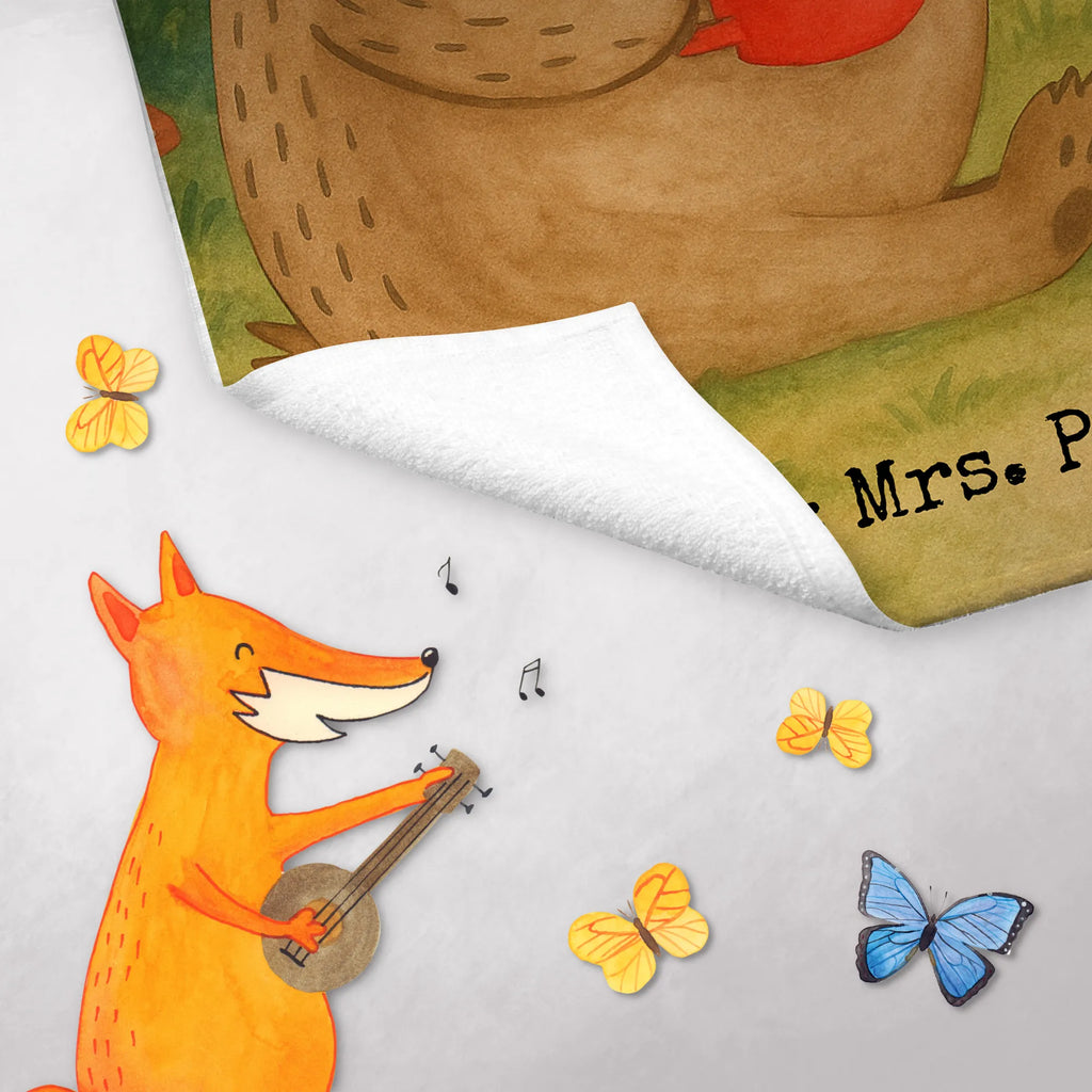 Personalisiertes Gästehandtuch Bär Kaffee Design Gästehandtuch Hochwertig Personalisiert, Gäste-Tuch Mit Wunschtext, Handtuch Für Gäste Mit Name, Gästehandtuch Weiß Mit Namen, Gästehandtuch Waschbar Mit Name, Gästehandtuch Grau Mit Wunschtext, Handtuch Gästezimmer Mit Namen, Kleines Handtuch Personalisiert, Handtuch Klein Mit Namen, Gästehandtuch Für Hotels Mit Gravur, Gästehandtuch Klassisch Mit Wunschtext, Gästehandtuch Mit Namen, Gästehandtuch Pflegeleicht Mit Gravur, Gästehandtuch Badezimmer Personalisiert, Gästehandtuch Schwarz Mit Namen, Gästehandtuch Schnell Trocknend Mit Wunschtext, Gästehandtuch Modern Mit Namen, Handtuch Für Toilette Personalisiert, Handtuch Gästeformat Mit Gravur, Gästehandtücher Mit Wunschtext, Gästehandtuch Weich Mit Namen, Gästehandtuch 30x50 Mit Name, Gästehandtuch Strapazierfähig Mit Text, Gästehandtuch Saugfähig Mit Wunschtext, Gästehandtuch Beige Mit Gravur, Personalisiertes Gästehandtuch, Gästehandtuch Bunt Personalisiert, Gästehandtuch Set Personalisiert, Gästehandtuch Baumwolle Mit Namen, Gästehandtuch Bio Baumwolle Mit Text, Handtuch Für Gäste-WC Mit Name, Gästehandtuch Bad Mit Wunschtext, Waschhandtuch Mit Wunschtext, Gästehandtuch Ökologisch Mit Namen, Gästehandtuch Mit Muster Und Name, Gästehandtuch Mit Bordüre Und Wunschtext, Gästehandtuch Nachhaltig Personalisiert, Bär, Teddy, Teddybär, Bären, Kaffee, guten Morgen, Coffee, Morgenroutine, Welt erobern, Welt retten, Motivation