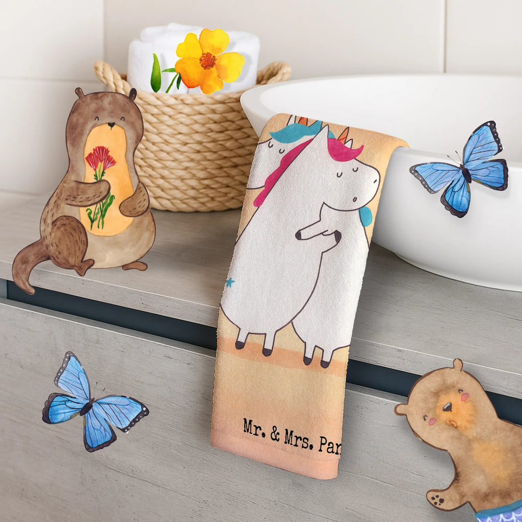 Personalisiertes Gästehandtuch Einhörner Umarmen Design Gästehandtuch Modern Mit Namen, Gästehandtuch Beige Mit Gravur, Gästehandtuch Bad Mit Wunschtext, Gästehandtuch Baumwolle Mit Namen, Gästehandtuch Set Personalisiert, Gästehandtuch Waschbar Mit Name, Handtuch Für Gäste-WC Mit Name, Kleines Handtuch Personalisiert, Handtuch Für Toilette Personalisiert, Handtuch Für Gäste Mit Name, Gästehandtuch Badezimmer Personalisiert, Gästehandtuch Nachhaltig Personalisiert, Waschhandtuch Mit Wunschtext, Gäste-Tuch Mit Wunschtext, Gästehandtuch Hochwertig Personalisiert, Gästehandtuch Klassisch Mit Wunschtext, Handtuch Gästezimmer Mit Namen, Gästehandtuch Weiß Mit Namen, Gästehandtuch Für Hotels Mit Gravur, Gästehandtuch Grau Mit Wunschtext, Gästehandtuch Mit Bordüre Und Wunschtext, Gästehandtuch Weich Mit Namen, Gästehandtuch Saugfähig Mit Wunschtext, Gästehandtuch Schwarz Mit Namen, Gästehandtuch 30x50 Mit Name, Gästehandtuch Pflegeleicht Mit Gravur, Personalisiertes Gästehandtuch, Gästehandtuch Ökologisch Mit Namen, Handtuch Gästeformat Mit Gravur, Gästehandtuch Bio Baumwolle Mit Text, Gästehandtuch Strapazierfähig Mit Text, Gästehandtücher Mit Wunschtext, Gästehandtuch Schnell Trocknend Mit Wunschtext, Gästehandtuch Mit Namen, Gästehandtuch Mit Muster Und Name, Gästehandtuch Bunt Personalisiert, Handtuch Klein Mit Namen, Einhorn, Einhörner, Einhorn Deko, Unicorn, Schwestern, Schwester, Freundinnen, Liebe, Freundin, Geschwister, BFF, Sister, Familie