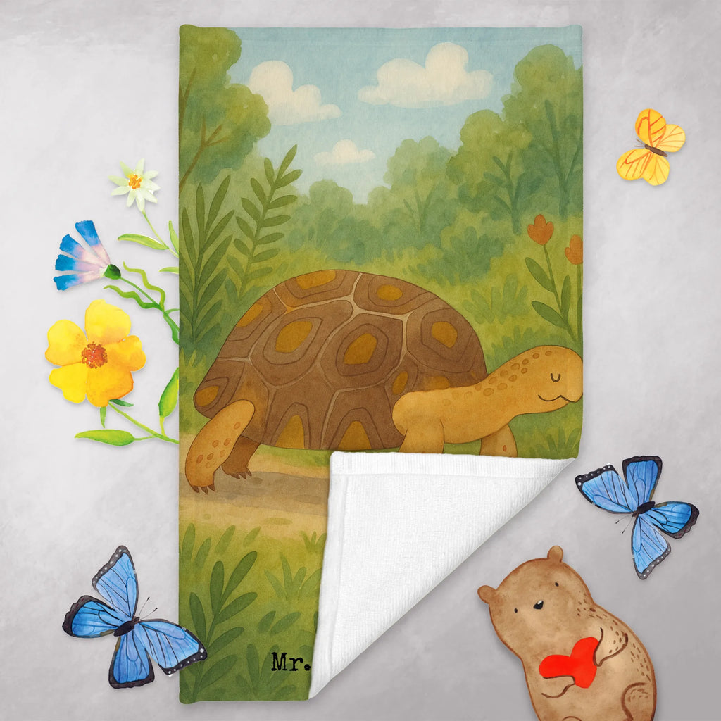 Gästehandtuch Schildkröte Marschieren Design Gästehandtuch Schnell Trocknend, Gästehandtuch Mit Muster, Gästehandtücher, Gästehandtuch Für Hotels, Handtuch Klein, Gästehandtuch Nachhaltig, Gästehandtuch Bunt, Gästehandtuch Baumwolle, Gästehandtuch, Gästehandtuch Bio Baumwolle, Gästehandtuch Grau, Gästehandtuch Weich, Gästehandtuch 30x50, Gästehandtuch Mit Bordüre, Handtuch Für Gäste-WC, Gästehandtuch Klassisch, Handtuch Gästezimmer, Gäste-Tuch, Gästehandtuch Schwarz, Gästehandtuch Waschbar, Handtuch Für Toilette, Gästehandtuch Pflegeleicht, Gästehandtuch Beige, Gästehandtuch Set, Gästehandtuch Bad, Waschhandtuch, Gästehandtuch Badezimmer, Gästehandtuch Ökologisch, Handtuch Gästeformat, Gästehandtuch Hochwertig, Handtuch Für Gäste, Gästehandtuch Saugfähig, Gästehandtuch Strapazierfähig, Gästehandtuch Weiß, Kleines Handtuch, Gästehandtuch Modern, Meerestiere, Meer, Urlaub, Inspiration, Neustart, Schildkröten, Lieblingsmensch, get lost, Abenteuer, Reiselust, Schildkröte, Motivation