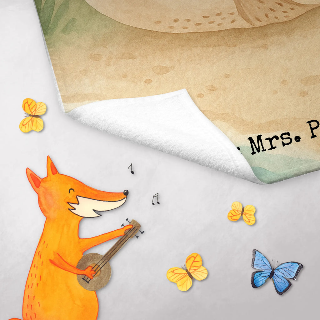 Gästehandtuch Robbe Liegen Design Gästehandtuch, Gästehandtücher, Handtuch Für Gäste, Gäste-Tuch, Kleines Handtuch, Handtuch Klein, Waschhandtuch, Handtuch Für Gäste-WC, Handtuch Für Toilette, Gästehandtuch Bad, Gästehandtuch Badezimmer, Handtuch Gästezimmer, Gästehandtuch Für Hotels, Gästehandtuch 30x50, Gästehandtuch Set, Gästehandtuch Baumwolle, Gästehandtuch Bio Baumwolle, Gästehandtuch Saugfähig, Gästehandtuch Weich, Gästehandtuch Hochwertig, Gästehandtuch Pflegeleicht, Gästehandtuch Waschbar, Gästehandtuch Strapazierfähig, Gästehandtuch Schnell Trocknend, Gästehandtuch Weiß, Gästehandtuch Beige, Gästehandtuch Grau, Gästehandtuch Schwarz, Gästehandtuch Bunt, Gästehandtuch Mit Muster, Gästehandtuch Mit Bordüre, Gästehandtuch Modern, Gästehandtuch Klassisch, Handtuch Gästeformat, Gästehandtuch Nachhaltig, Gästehandtuch Ökologisch, Tiermotive, Gute Laune, lustige Sprüche, Tiere, Robbe, Robben, Seehund, Strand, Meerestier, Ostsee, Nordsee, Lachen, Freude