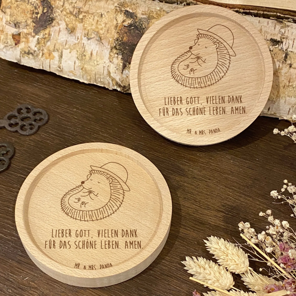 Holz Untersetzer Igel Beten Untersetzer graviert, Holz Untersetzer, Gravierte Untersetzer, Untersetzer, Tiermotive, Gute Laune, lustige Sprüche, Tiere, genießen, Igel, Amen, Gott, Igel mit Hut, beten, dankbar, Dankbarkeit, Leben, Dankbar sein, Sonnenhut