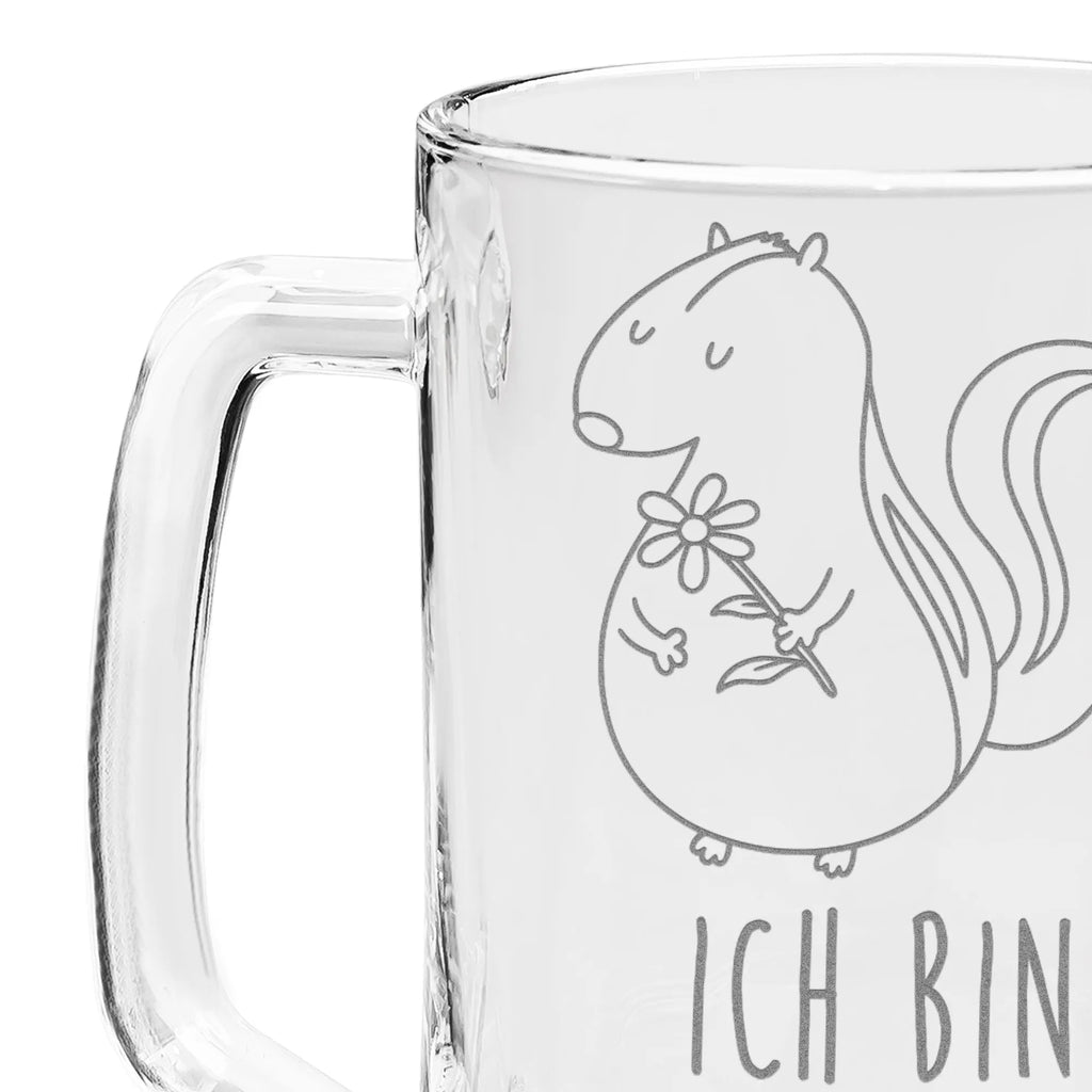 Grawerowany Kufel Piwa skunks kwiat Traditioneller Bierkrug Mit Gravur, Hochzeitsgravur Bierkrug, Bierkrug Mit Spruchgravur, Bierkrug Mit Gravur, Edelstahlkrug Mit Gravur, Namensgravur Bierkrug, Keramikkrug Mit Gravur, Bierkrug Gravierbar, Bierkrug Für Vatertag Mit Gravur, Familienbild Gravur Krug, Bayerischer Bierkrug Gravur, Sammlerkrug Mit Gravur, Initialen Gravur Krug, Brauerei Krug Mit Gravur, Bierkrug Mit Foto Gravur, Bierkrug Für Geburtstag Mit Gravur, Gravur Maßkrug, Bierseidel Mit Gravur, Bierkrug Geschenk Mit Gravur, Bierkrug Mit Monogramm Gravur, Glaskrug Mit Gravur, Bierkrug Personalisiert Mit Gravur, Tonkrug Mit Gravur, Maßkrug Mit Gravur, Zinnkrug Mit Gravur, Oktoberfestkrug Mit Gravur, Porzellankrug Mit Gravur, ChatGPT:<br />Gravierbarer Bierkrug, Kellnerkrug Mit Gravur, Bierhumpen Mit Gravur, Rustikaler Bierkrug Gravur, Jubiläumsgravur Bierkrug, Steinzeugkrug Mit Gravur, Wunschgravur Krug, Haustierfoto Gravur Krug, Fotogravur Bierkrug, Stinktier, Skunk, Dreams, Raubtier, Stinker, Wildtier, verträumt, Stinki, Träume, Tagträumer