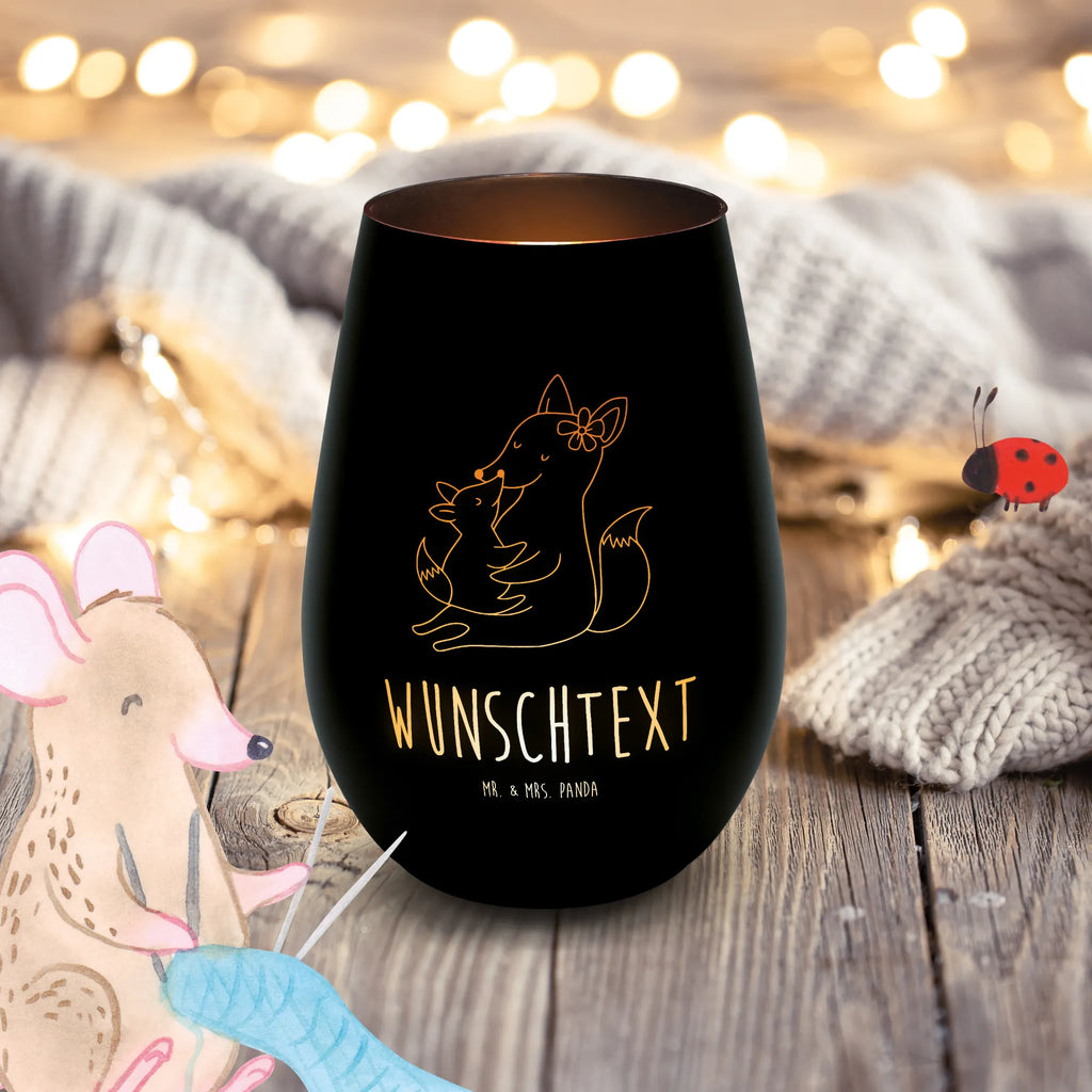 Gold Windlicht Personalisiert Fuchs Mama Windlicht Gold Für Innenbereich Mit Wunschtext, Windlicht Gold Geschenk Personalisiert, Gold Windlicht Hochzeit Mit Wunschtext, Windlicht Mit Persönlicher Botschaft Gold, Edles Windlicht Goldfarben Mit Text, Tischdeko Windlicht Gold Mit Namen, Luxuriöses Windlicht In Gold Personalisiert, Windlicht Goldfarben Mit Personalisierung, Windlicht Gold Mit Namen, Kerzenhalter Gold Mit Gravur, Windlicht Mit Initialen In Gold, Windlicht Mit Gravur Goldfarben, Windlicht Mit Wunschtext Gold, Windlicht Gold Romantisch Mit Gravur, Windlicht Aus Glas Gold Mit Text, Windlicht Aus Metall Gold Mit Gravur, Windlicht Mit Widmung Goldfarben, Laterne Gold Mit Personalisierung, Personalisiertes Windlicht Gold, Windlicht Gold Mit Spruch, Deko Windlicht Gold Mit Namen, Windlicht In Gold Personalisiert, Windlicht Gold Mit Liebevollem Spruch, Goldener Teelichthalter Mit Wunschtext, Windlicht Gold Für Weihnachten Mit Spruch, Familie, Vatertag, Muttertag, Bruder, Schwester, Mama, Papa, Oma, Opa, Lieblingstochter, Geschenk, Tochter, Mutter, Beste Tochter