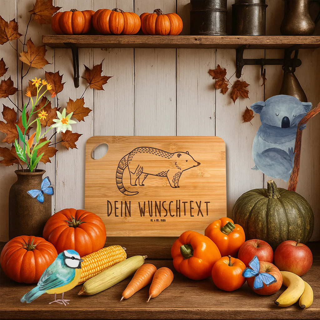 Personalisiertes Schneidebrett Nasenbär Werbegeschenk mit Text, Schneidebrett Mit Logo, Bambusbrettchen Mit Gravur, Schneidebrett Familie Mit Namen, Küchenbrett Mit Namen, Schneidebrett individuell, Schneidebrett Mit Gravur, Schneidebrett Geburtstag Mit Gravur, Bambusbrett Mit Namen, Schneidebrett Bambus Mit Gravur, Schneidebrett Mit Initialen, Holzbrett Mit Gravur, Personalisiertes Küchenbrett, Schneidebrett Holz Mit Namen, Schneidebrett Mit Spruch Und Namen, Schneidebrett Mit Wunschtext, Schneidebrett Mit Motiv Und Namen, Schneidebrett Mit Herzen Und Wunschtext, Geschenkidee Schneidebrett Mit Namen, Werbegeschenk mit Firmennamen, Schneidebrett Mit Namen, Schneidebrett Für Grillfans Mit Gravur, Schneidebrett Hochzeit Geschenk Mit Gravur, Frühstücksbrett Mit Namen, Schneidebrett Selbst Gestalten, Schneidebrett selber gestalten, Personalisiertes Bambus Schneidebrett, Schneidebrett Für Paare Mit Namen, Personalisiertes Schneidebrett, Schneidebrett Mit Personalisierung, Schneidebrett Geschenk Personalisiert, Hochwertiges Schneidebrett Mit Gravur, Schneidebrett Mit Datum, Tiermotive, Gute Laune, lustige Sprüche, Tiere, Nasenbären, Rüsselbär, Nasenbär, Bär