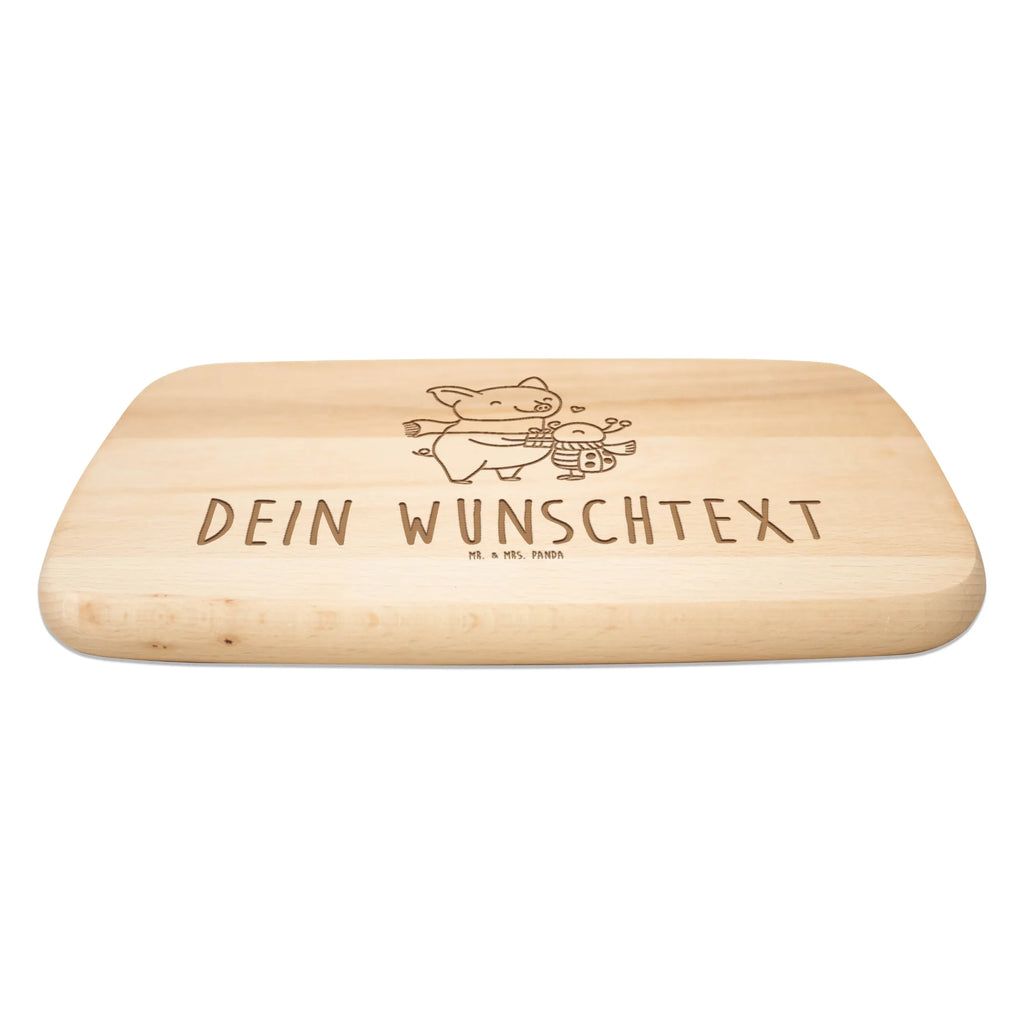 Personalisiertes Frühstücksbrett Glühschwein Smörle Frühstücksplatte mit Namen, Holzschneidebrett mit Namen, Personalisiertes Küchenbrettchen, Personalisiertes Holzschneidebrett, Schneidebrett Wunschname, Personalisiertes Schneidebrett Holz, Holzbrett mit Namen, Küchenbrett mit Namen, Personalisiertes Servierbrett, Personalisiertes Brotbrett, Schneidebrett Holz mit Namen, Personalisiertes Holzbrett, Frühstücksbrett mit Namen, Personalisiertes Küchenbrett, Brotbrett mit Namen, Personalisiertes Frühstücksbrett, Personalisierte Servierplatte, Servierplatte mit Namen, Personalisiertes Schneidebrett, Schneidebrett gravieren, Schneidebrett mit Namen, Küchenbrettchen mit Namen, Servierbrett mit Namen, Frühstücksbrettchen mit Namen, Personalisierte Frühstücksplatte, FPersonalisiertes rühstücksbrettchen, Winter, Weihnachten, Weihnachtsdeko, Nikolaus, Advent, Heiligabend, Wintermotiv, Winterlicher Glühwein Spruch, Herzliches Marienkäfer Motiv, Handgezeichnetes Glühschwein, Romantische Geschenkidee Glühwein, Süßer Marienkäfer gibt Geschenk, Smörle der stolze Marienkäfer, Glühwein ist köstlich Spruch, Marienkäfer in Winterkleidung, Glühwein Liebhaber Geschenk, Kreatives Glühschwein Design