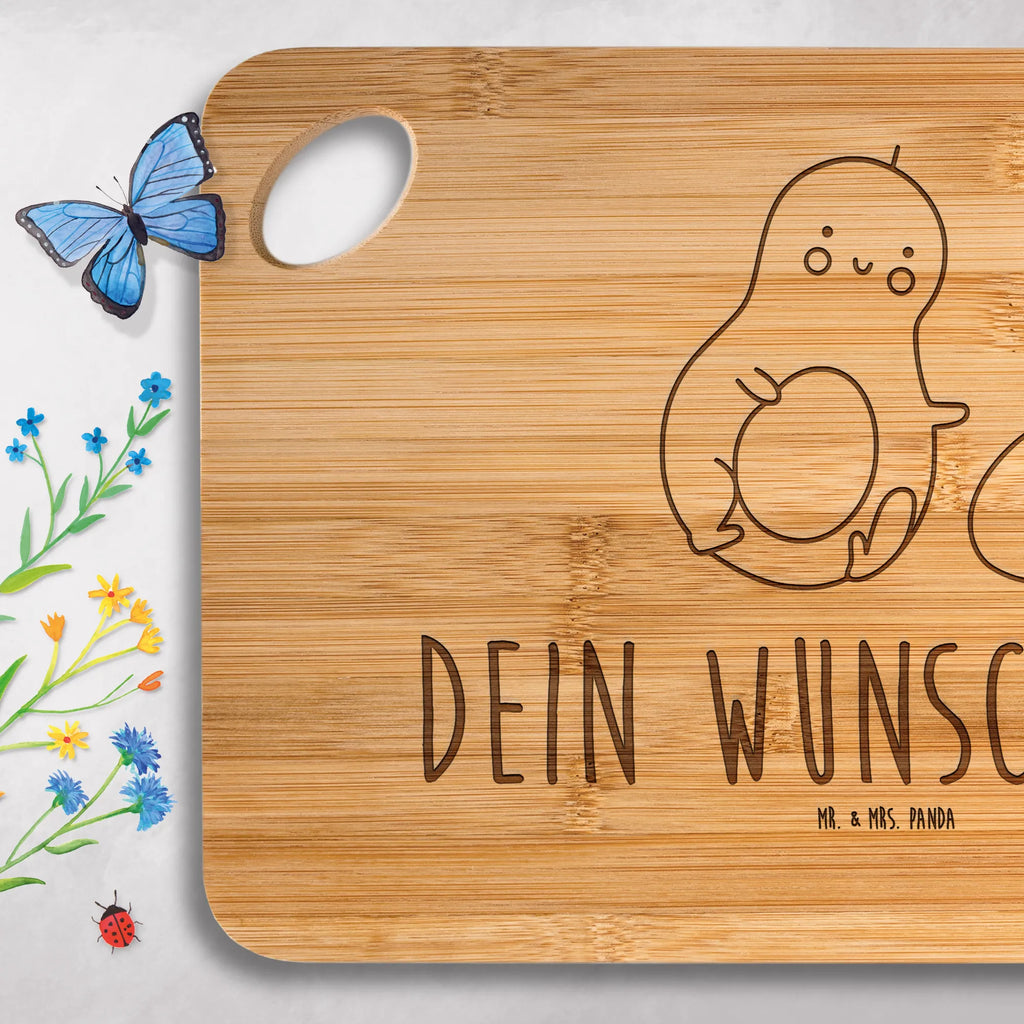 Personalisiertes Schneidebrett Avocado Kern rollt Bambusbrett Mit Namen, Schneidebrett Mit Wunschtext, Schneidebrett Mit Namen, Schneidebrett Mit Logo, Schneidebrett Mit Personalisierung, Schneidebrett Mit Initialen, Schneidebrett Hochzeit Geschenk Mit Gravur, Schneidebrett Geschenk Personalisiert, Schneidebrett Für Paare Mit Namen, Schneidebrett selber gestalten, Frühstücksbrett Mit Namen, Werbegeschenk mit Firmennamen, Küchenbrett Mit Namen, Schneidebrett Selbst Gestalten, Werbegeschenk mit Text, Schneidebrett Mit Herzen Und Wunschtext, Schneidebrett individuell, Schneidebrett Für Grillfans Mit Gravur, Personalisiertes Schneidebrett, Hochwertiges Schneidebrett Mit Gravur, Schneidebrett Mit Gravur, Geschenkidee Schneidebrett Mit Namen, Schneidebrett Holz Mit Namen, Holzbrett Mit Gravur, Personalisiertes Bambus Schneidebrett, Personalisiertes Küchenbrett, Schneidebrett Geburtstag Mit Gravur, Schneidebrett Bambus Mit Gravur, Schneidebrett Mit Motiv Und Namen, Schneidebrett Familie Mit Namen, Bambusbrettchen Mit Gravur, Schneidebrett Mit Datum, Schneidebrett Mit Spruch Und Namen, Avocado, Veggie, Vegan, Gesund, Schwangerschaft, Babyparty, Avocados, Säugling, Schwanger, Geburt, große Liebe, zur Geburt, Geburtstag, Love, erstes Kind, Kind, Baby, Liebe