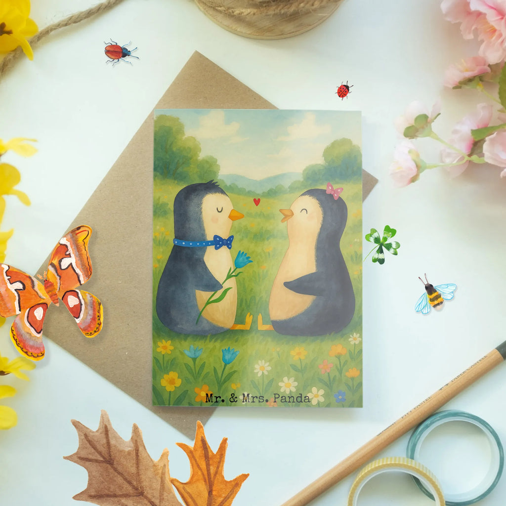 Grußkarte Pinguin Pärchen Design Grußkarte, Klappkarte, Einladungskarte, Glückwunschkarte, Hochzeitskarte, Geburtstagskarte, Karte, Ansichtskarten, Pinguin, Pinguine, Liebe, Liebespaar, Liebesbeweis, Liebesgeschenk, Verlobung, Jahrestag, Hochzeitstag, Hochzeit, Hochzeitsgeschenk, große Liebe, Traumpaar