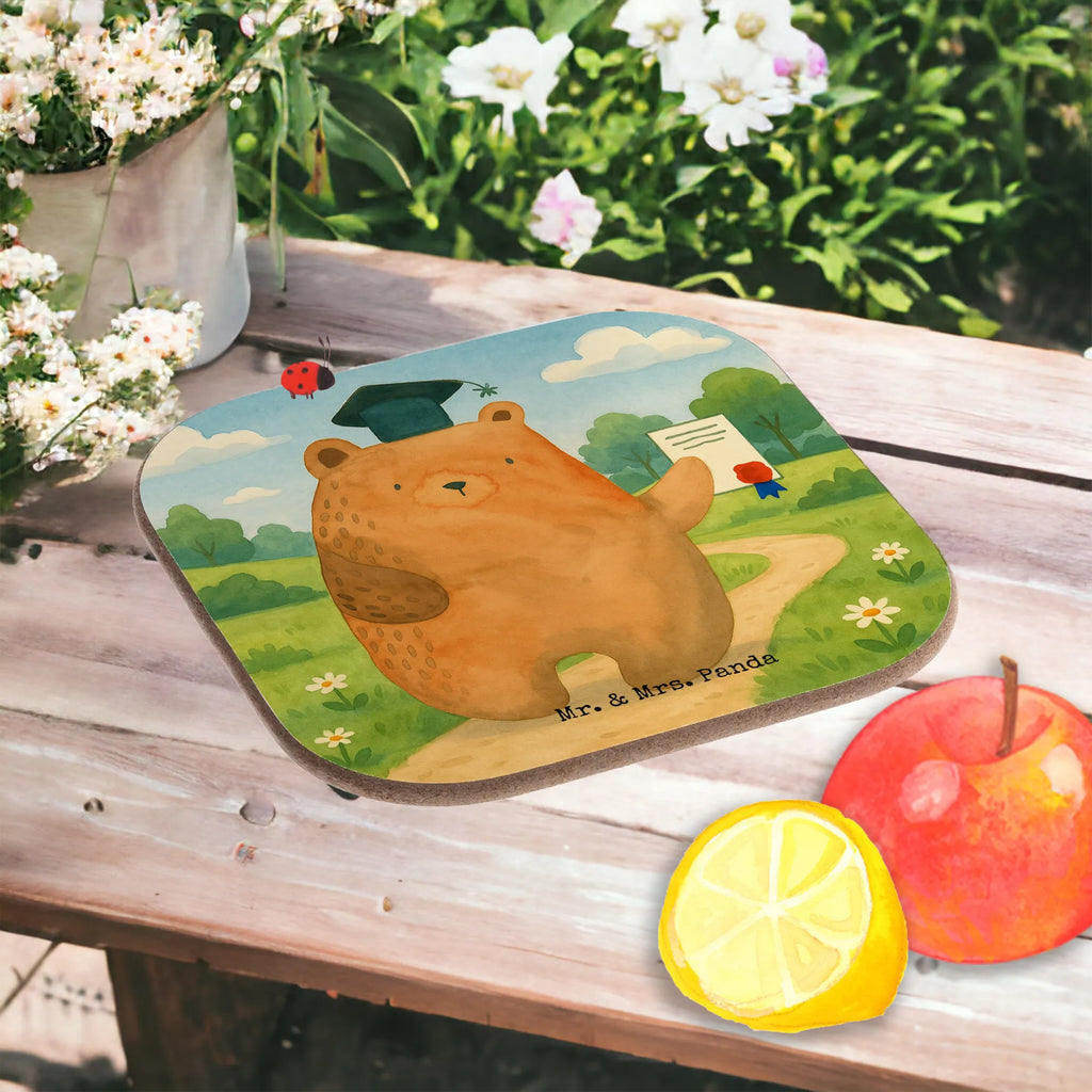 Untersetzer Bär Prüfung Design Untersetzer, Bierdeckel, Glasuntersetzer, Untersetzer Gläser, Getränkeuntersetzer, Untersetzer aus Holz, Untersetzer für Gläser, Korkuntersetzer, Untersetzer Holz, Holzuntersetzer, Tassen Untersetzer, Untersetzer Design, Bär, Teddy, Teddybär, Abitur, Prüfungen, Prüfung bestanden, Abschluss, Zeugnis, Abschlusszeugnis