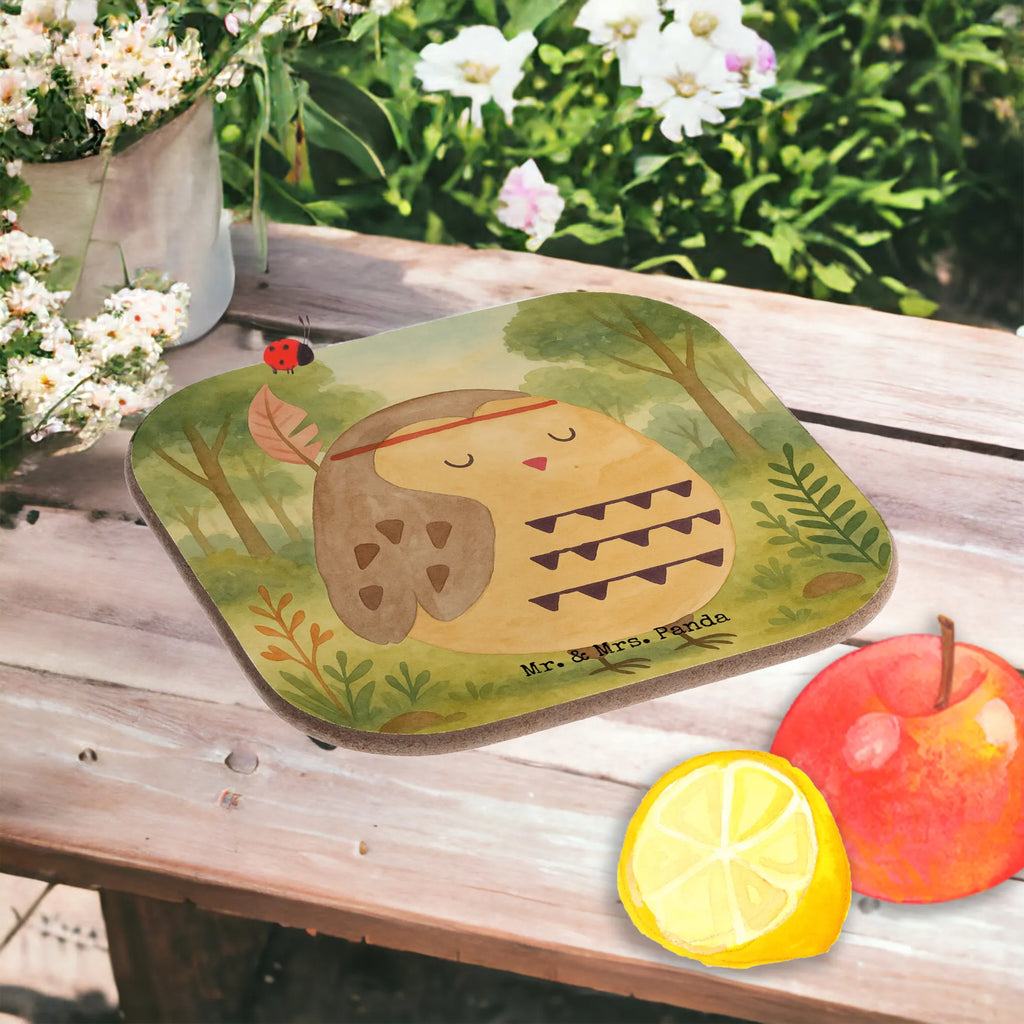 Untersetzer Eule Federschmuck Design Untersetzer, Bierdeckel, Glasuntersetzer, Untersetzer Gläser, Getränkeuntersetzer, Untersetzer aus Holz, Untersetzer für Gläser, Korkuntersetzer, Untersetzer Holz, Holzuntersetzer, Tassen Untersetzer, Untersetzer Design, Eule, Eule Deko, Owl, Das Leben ist ein Abenteuer, Reisespruch, Federschmuck, Dekoration