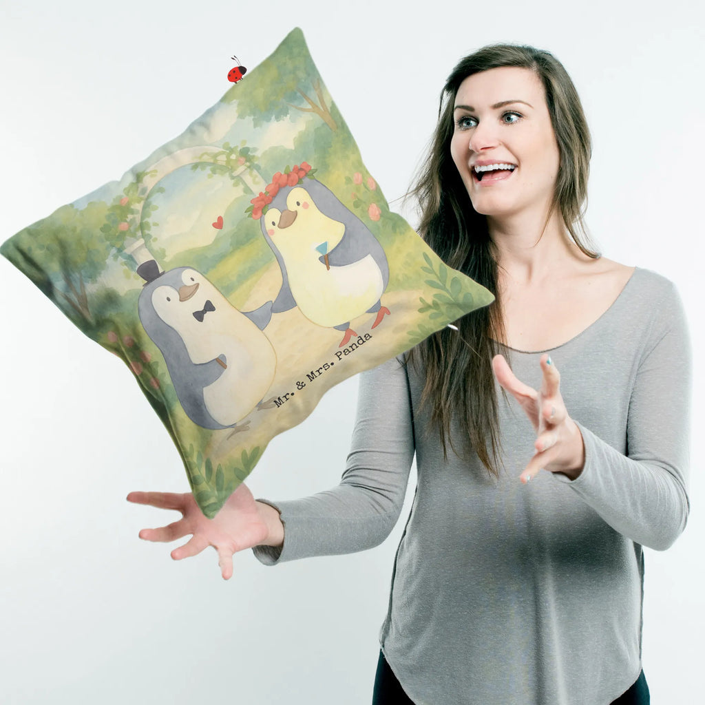 40x40 Kissen Hochzeit Pinguin Design Kissenhülle, Kopfkissen, Sofakissen, Dekokissen, Motivkissen, sofakissen, sitzkissen, Kissen, Kissenbezüge, Kissenbezug 40x40, Kissen 40x40, Kissenhülle 40x40, Zierkissen, Couchkissen, Dekokissen Sofa, Sofakissen 40x40, Dekokissen 40x40, Kopfkissen 40x40, Kissen 40x40 Waschbar, Hochzeit, Hochzeitsgeschenk, Ehe, Hochzeitsfeier, Trauung, Trauungsgeschenk, Hochzeitskarte, Verlobungsfeier, Verlobungsgeschenk, Hochzeitsgeschenkideen, Hochzeitsgeschenke für Brautpaar, Pinguin, Pinguine, Hochzeitstag, geschenkidee Hochzeit, Gastgeschenk