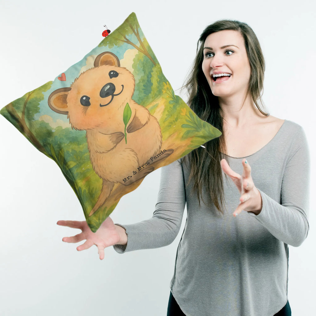 40x40 Kissen Quokka Happy Design Kissenhülle, Kopfkissen, Sofakissen, Dekokissen, Motivkissen, sofakissen, sitzkissen, Kissen, Kissenbezüge, Kissenbezug 40x40, Kissen 40x40, Kissenhülle 40x40, Zierkissen, Couchkissen, Dekokissen Sofa, Sofakissen 40x40, Dekokissen 40x40, Kopfkissen 40x40, Kissen 40x40 Waschbar, Tiermotive, Gute Laune, lustige Sprüche, Tiere, Quokka, Verschieben, Aufschieberitis, Lustiger Spruch, Niedliches Tier, Dinge erledigen