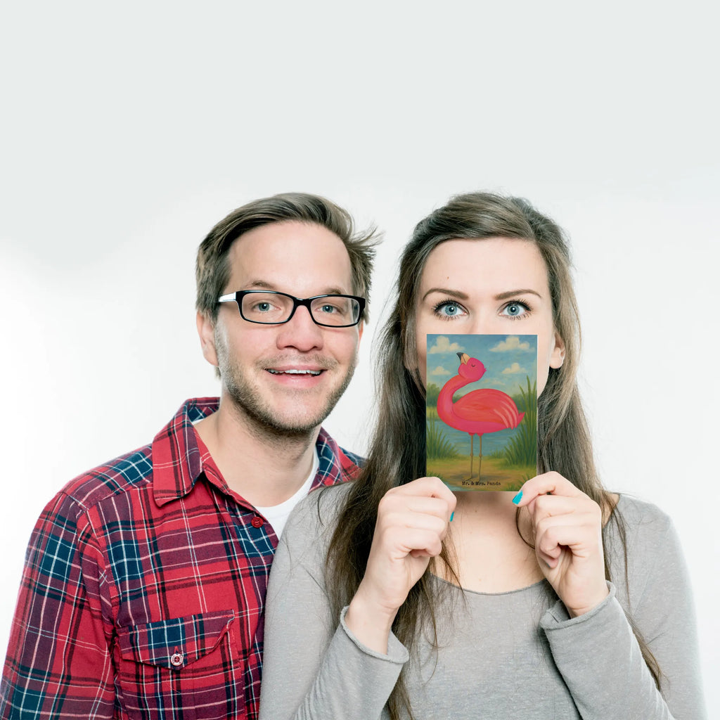 Postkarte Flamingo Stolz Design Postkarte, Karte, Geschenkkarte, Grußkarte, Einladung, Ansichtskarte, Geburtstagskarte, Einladungskarte, Dankeskarte, Ansichtskarten, Einladung Geburtstag, Einladungskarten Geburtstag, Flamingo, stolz, Freude, Selbstliebe, Selbstakzeptanz, Freundin, beste Freundin, Tochter, Mama, Schwester