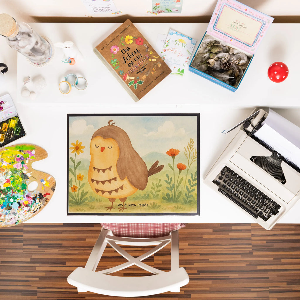 Schreibtischunterlage Eule Zufrieden Design Schreibunterlage, Schreibtischauflage, Bürobedarf, Büroartikel, Schreibwaren, Schreibtisch Unterlagen, Schreibtischunterlage Groß, Eule, Eule Spruch, Eule deko, Owl, Liebe Spruch, Romantisch, Wortspiel lustig, Spruch schön, Geschenk Hochzeitstag