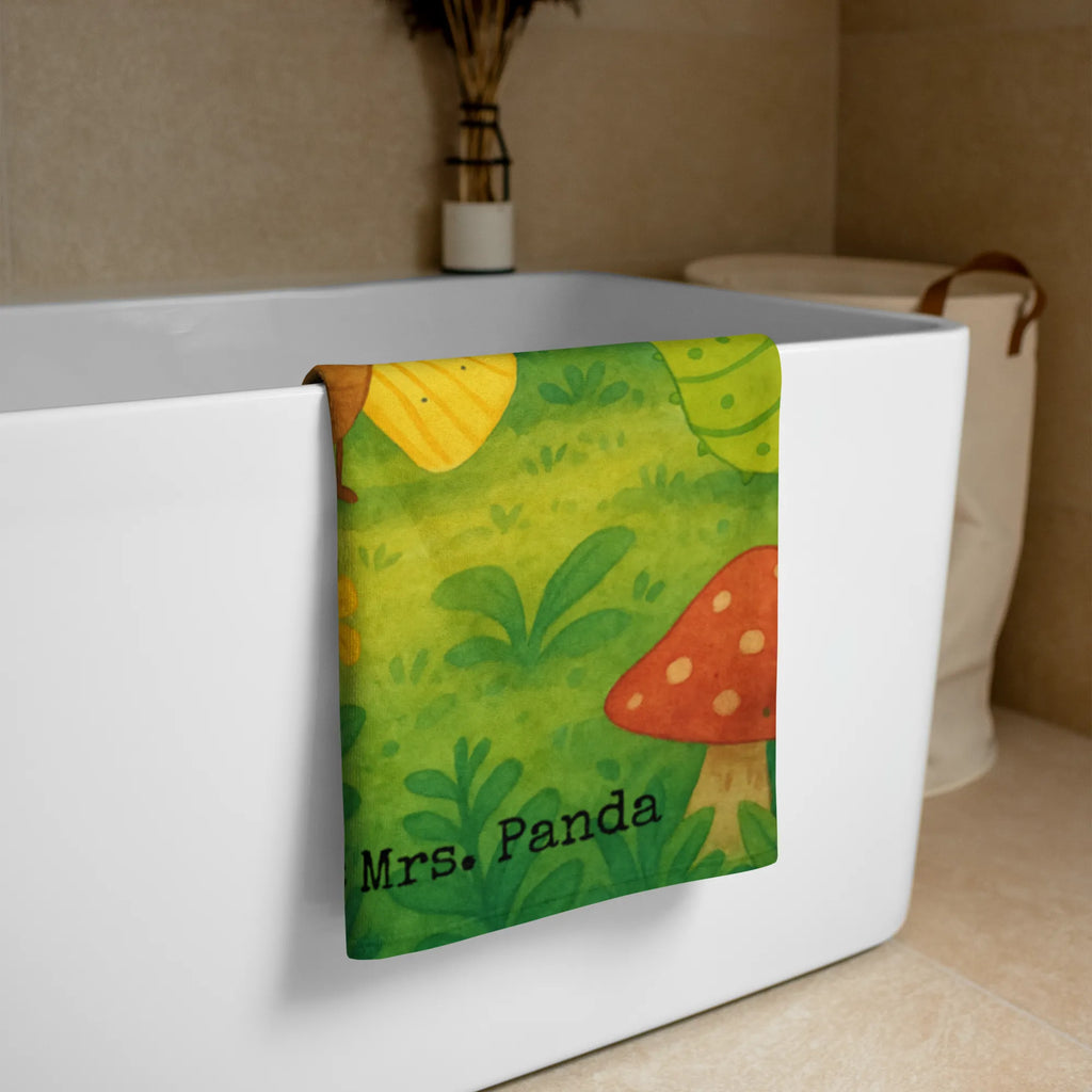 XL Badehandtuch Raupe Schmetterling Design XL Handtuch, Großes Handtuch, Extra Großes Handtuch, Handtuch Übergröße, Badehandtuch XL, Duschtuch XL, Saunatuch XL, Badetuch Extra Groß, Weiches XL Handtuch, Saugfähiges Großes Handtuch, Flauschiges Handtuch XL, Handtuch Für Erwachsene XL, Handtuch Für Große Personen, Großes Handtuch Für Badezimmer, Handtuch Für Dusche XL, Handtuch Für Sauna Groß, Handtuch Für Strand XL, Handtuch Für Wellness, Handtuch Groß Für Sport, Handtuch XL Für Männer, Handtuch XL Für Frauen, Handtuch XL Für Kinder, Handtuch XL Aus Baumwolle, XL Handtuch Aus Bio Baumwolle, Mikrofaser Handtuch XL, Nachhaltiges Handtuch XL, Umweltfreundliches Handtuch Groß, Waschbares Handtuch XL, Pflegeleichtes Handtuch Groß, Strapazierfähiges XL Handtuch, XL Handtuch Mit Muster, Großes Handtuch Unifarben, XL Handtuch Weiß, XL Handtuch Grau, XL Handtuch Bunt, Handtuch XL Modern, Handtuch XL Klassisch, Design Handtuch XL, Handtuch XL Geschenkidee, Tiermotive, Gute Laune, lustige Sprüche, Tiere, Raupe, Schmetterling, Zitronenfalter, Entwicklung, Erwachsen werden, Kokon, Hut, Hütchen, Schönheit, Aufwachsen