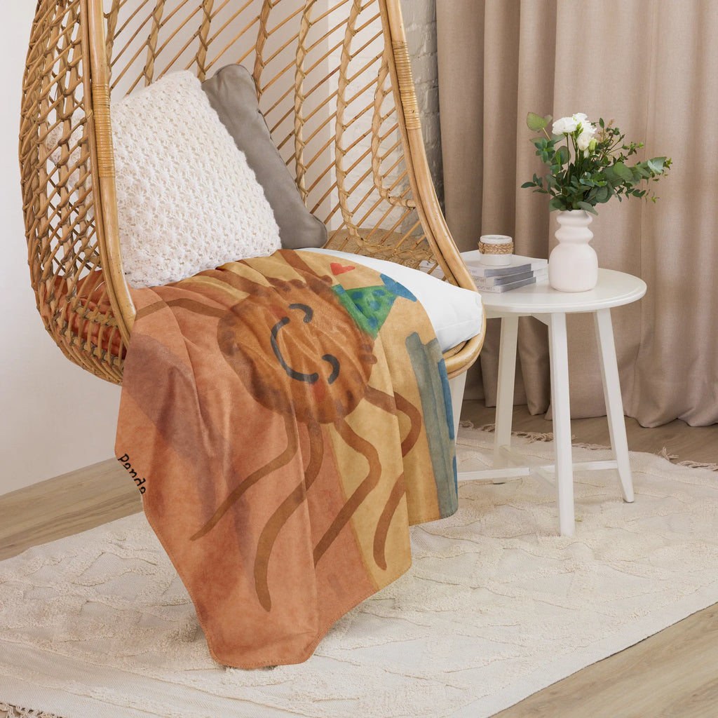 Sherpa Kuscheldecke Spinne Agathe Party Design Spinne Agathe, Spinne, Agathe, Videos, Merchandise, Motivation, Glück, Wunder, Selbstliebe