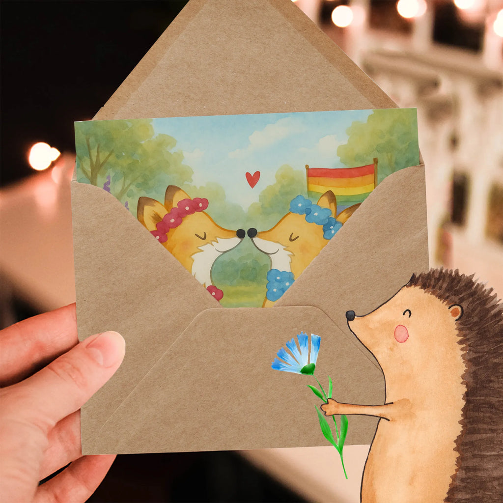 Deluxe Karte Füchse Lesbian Pride Design Karte, Grußkarte, Klappkarte, Einladungskarte, Glückwunschkarte, Hochzeitskarte, Geburtstagskarte, Hochwertige Grußkarte, Hochwertige Klappkarte, Hochzeit, Hochzeitsgeschenk, Ehe, Hochzeitsfeier, Trauung, Trauungsgeschenk, Verlobungsfeier, Verlobungsgeschenk, Hochzeitsgeschenkideen, Hochzeitsgeschenke für Brautpaar