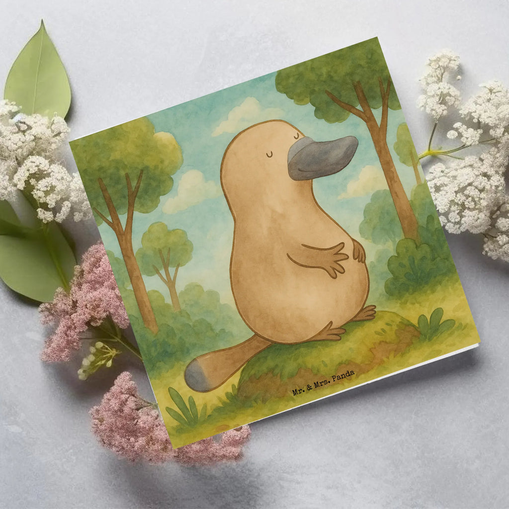 Deluxe Karte Schnabeltier Mut Design Karte, Grußkarte, Klappkarte, Einladungskarte, Glückwunschkarte, Hochzeitskarte, Geburtstagskarte, Hochwertige Grußkarte, Hochwertige Klappkarte, Meerestiere, Meer, Urlaub, Schnabeltier, Mut, mutig, Lebensweisheit, Schnabeltiere, Motivation, Training, Büro, Arbeit, Neuanfang, Neustart, Weltreise, Raodtrip