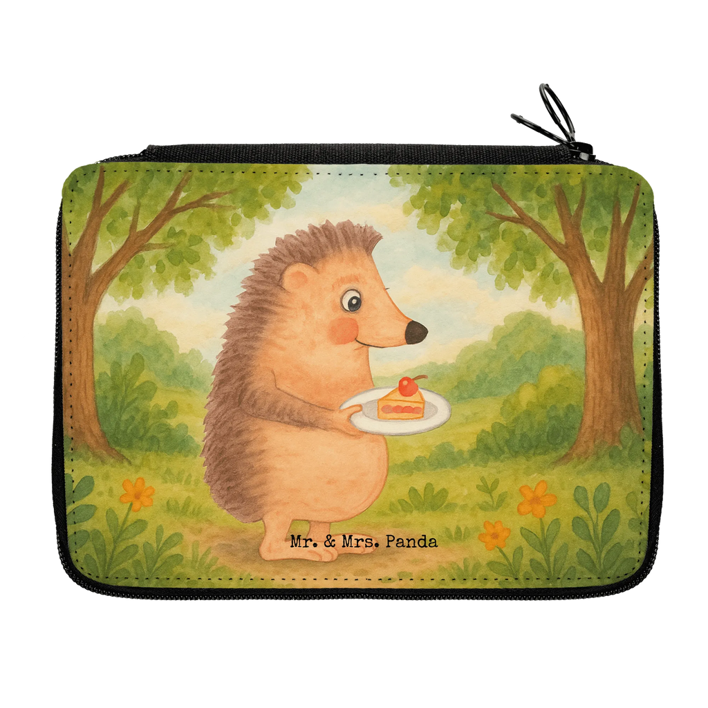 Federmappe Igel Kuchenstück Design Federmappe, Stiftetasche, Stifte Etui, Schule, Einschulung, Geschenk, Kind, Schüler, Schülerin, Stifterolle, Federmäppchen, Motiv, Grundschule, Federmäppchen bedruckt, Büro Stifte Etui, Bestückte Federmappe, Kinder Federmappe, Federmappe Einschulung, Tiermotive, Gute Laune, lustige Sprüche, Tiere, Igel, Essen Spruch, Kuchen, Backen Geschenk, Kuchen backen, Einladung Party, Geburtstagskuchen, Torte