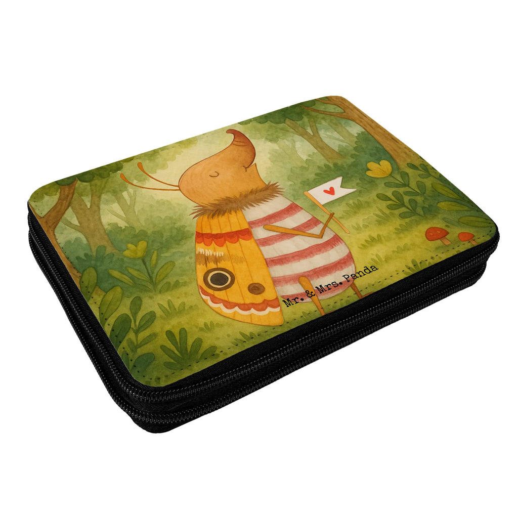 Federmappe Nachtfalter Fähnchen Design Federmappe, Stiftetasche, Stifte Etui, Schule, Einschulung, Geschenk, Kind, Schüler, Schülerin, Stifterolle, Federmäppchen, Motiv, Grundschule, Federmäppchen bedruckt, Büro Stifte Etui, Bestückte Federmappe, Kinder Federmappe, Federmappe Einschulung, Tiermotive, Gute Laune, lustige Sprüche, Tiere, Nachtfalter, Käfer, Spruch lustig, Spruch witzig, süß, niedlich, Küche Deko, Was kostet die Welt