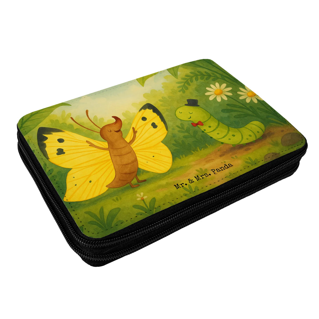 Federmappe Raupe Schmetterling Design Federmappe, Stiftetasche, Stifte Etui, Schule, Einschulung, Geschenk, Kind, Schüler, Schülerin, Stifterolle, Federmäppchen, Motiv, Grundschule, Federmäppchen bedruckt, Büro Stifte Etui, Bestückte Federmappe, Kinder Federmappe, Federmappe Einschulung, Tiermotive, Gute Laune, lustige Sprüche, Tiere, Raupe, Schmetterling, Zitronenfalter, Entwicklung, Erwachsen werden, Kokon, Hut, Hütchen, Schönheit, Aufwachsen