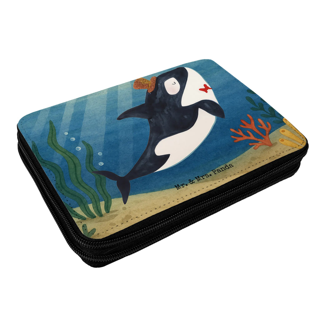 Federmappe Orca Zylinder Design Federmappe, Stiftetasche, Stifte Etui, Schule, Einschulung, Geschenk, Kind, Schüler, Schülerin, Stifterolle, Federmäppchen, Motiv, Grundschule, Federmäppchen bedruckt, Büro Stifte Etui, Bestückte Federmappe, Kinder Federmappe, Federmappe Einschulung, Meerestiere, Meer, Urlaub, Narwal, Glitter, Konfetti, Glitzer, Geburtstag, Feier, Fete, Fest, Glückwunsch, Orca