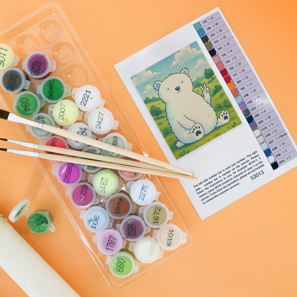 Paint by Numbers Icebear Lazy Design Kunstwerk, Künstler, Ausmalbild, Malen nach Zahlen, DIY, Bastelidee, Baseln, Kreativität, Malen, Bär, Teddy, Teddybär, Arbeitsplatz, Bürojob, Nordpol, Entspannen, Eisbär, Arbeit, Büro, Homeoffice, Faul, Relaxen