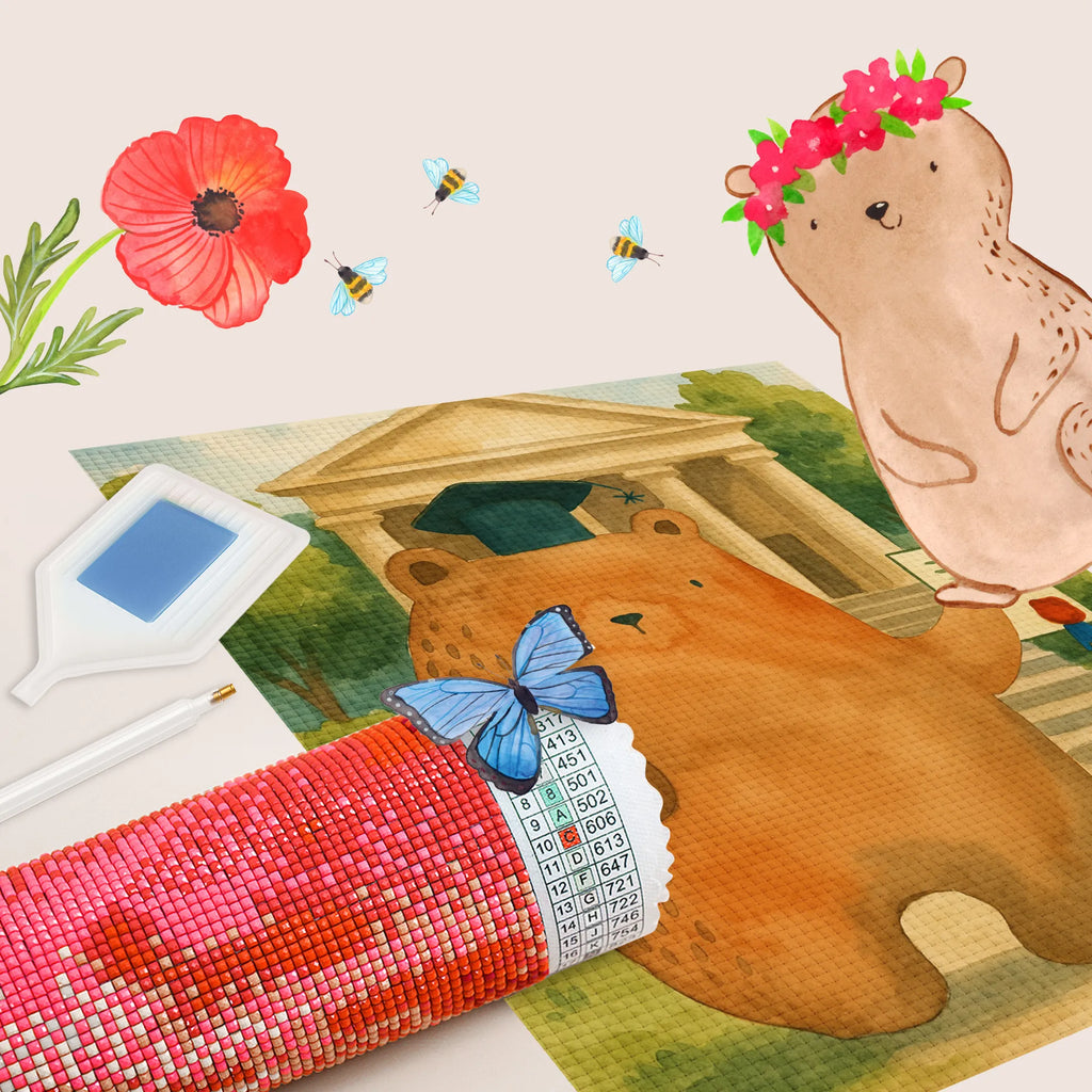 Diamond Painting Bär Prüfung Design Diamond Painting Geschenkidee, Diamond Painting Werkzeuge, Diamond Painting Porträt, Diamond Painting Tablett, Diamant Bild, Diamond Painting Partial Drill, Diamant Mosaik, Diamond Painting Full Drill, Diamond Painting Für Kinder, Kristallbild, Diamond Painting Für Erwachsene, 5D Diamant Malerei, DIY Diamond Painting, Diamond Painting Landschaft, Diamond Painting Zubehör, Diamond Painting Quadratbohrer, Diamond Painting Klassisch, Diamant Malerei, Diamond Art, Diamant Stickerei, Rhinestone Painting, Diamond Painting Anfänger Set, Diamond Painting Puzzle, Diamond Painting, Diamond Painting Tray, DIY Strass Bild, Diamond Painting Blumen, Diamond Painting Rundbohrer, Strass Malerei, Diamond Painting Pinzette, Diamond Painting Leinwand, Diamond Painting Tiere, Diamond Painting Modern, Diamond Painting Schablone, Diamond Painting Motive, Diamond Painting Kit, Diamond Painting Profi Set, Diamond Painting Schlüsselanhänger, Diamond Painting Bohrer, Diamond Painting Deko, Diamond Painting Muster, Diamond Painting Set, Bär, Teddy, Teddybär, Abitur, Prüfung bestanden, Abschlusszeugnis, Abschluss, Zeugnis, Prüfungen