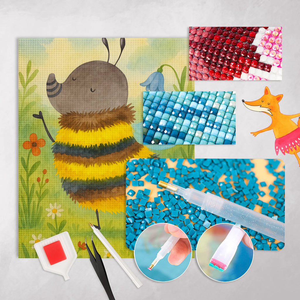 Diamond Painting Hummel flauschig Design Diamond Painting Tablett, Diamond Painting Schlüsselanhänger, Diamond Painting Rundbohrer, DIY Strass Bild, Diamond Painting Set, Strass Malerei, Diamond Painting Für Kinder, Diamond Painting Modern, Diamond Painting Anfänger Set, Diamond Painting Tray, Diamond Art, Diamant Stickerei, Diamond Painting Porträt, Diamond Painting Schablone, Diamant Malerei, Diamond Painting Leinwand, Diamond Painting Zubehör, Diamond Painting Blumen, Diamond Painting Puzzle, Rhinestone Painting, Diamond Painting Deko, Diamond Painting Kit, Diamond Painting Klassisch, Diamond Painting Profi Set, Diamond Painting, Diamond Painting Bohrer, Diamond Painting Full Drill, Diamond Painting Muster, 5D Diamant Malerei, Diamond Painting Pinzette, Diamond Painting Landschaft, Diamond Painting Werkzeuge, Diamant Mosaik, Diamond Painting Für Erwachsene, Diamond Painting Geschenkidee, Diamond Painting Partial Drill, Diamond Painting Quadratbohrer, Diamond Painting Motive, Diamant Bild, DIY Diamond Painting, Diamond Painting Tiere, Kristallbild, Tiermotive, Gute Laune, lustige Sprüche, Tiere, Flauschig, Biene, Natur, Blume, Hummel