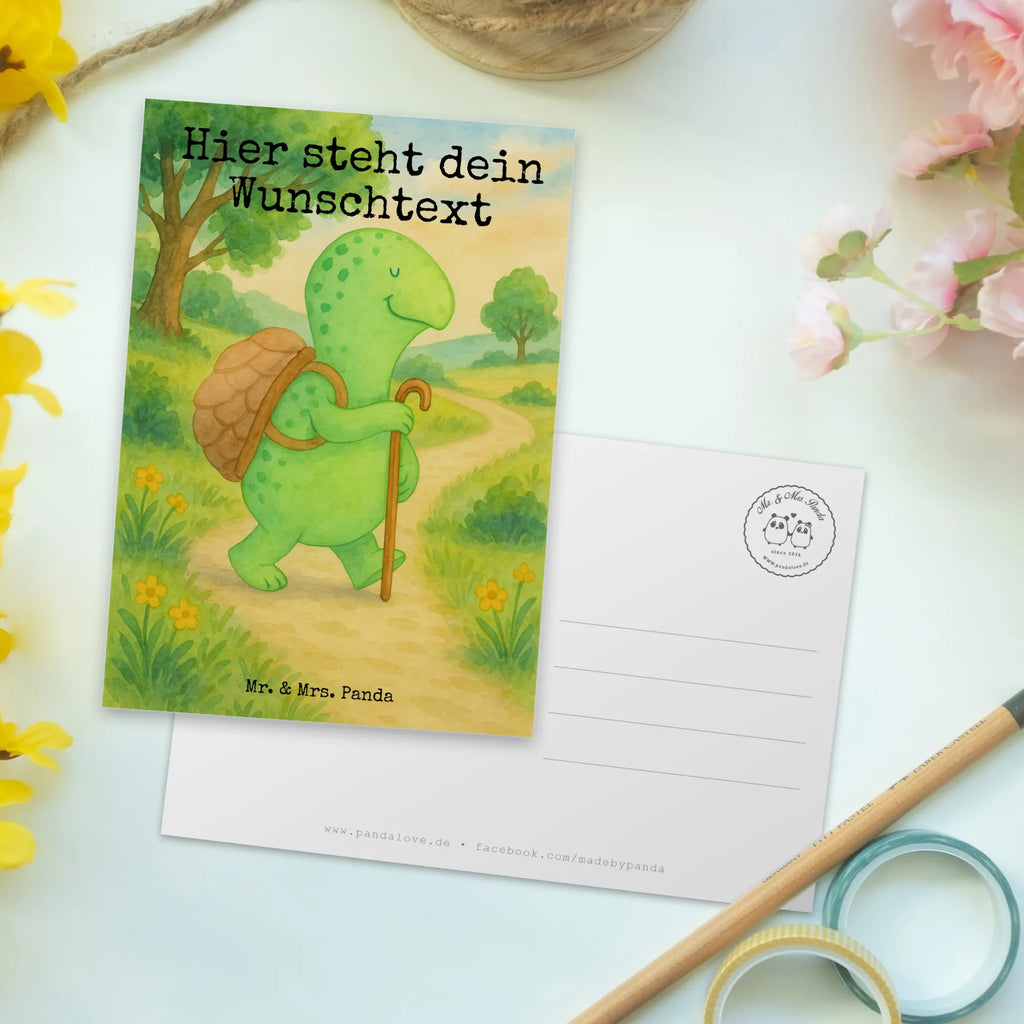Personalisierte Postkarte Schildkröte Wanderer Design Karte mit Namen, Ansichtskarte mit Namen, Karte mit Wunschtext, Ansichtskarte mit Wunschtext, Einladung mit Namen, Grußkarte mit Namen, Postkarte bedrucken, Postkarte personalisierbar, Geschenkkarte mit Wunschtext, Einladung mit Wunschtext, Grußkarte mit Wunschtext, Postkarte mit Namen, Postkarte mit Wunschtext, Geschenkkarte mit Namen, Schildkröte, Schildkröten, Motivationsspruch, Neuanfang, Motivationssprüche, Motivation