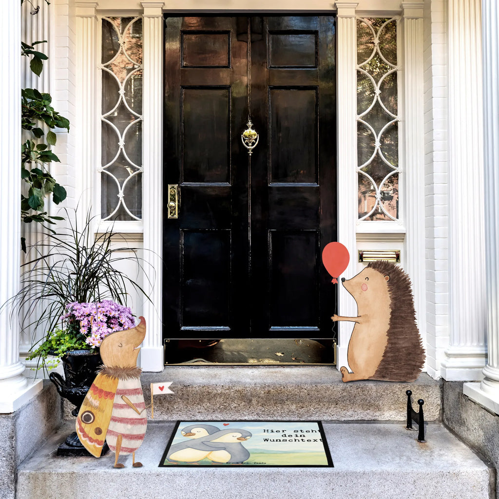 Personalized doormat penguin best cousin in the world Design Wunschnamen, Haustürmatte personalisiert, Türvorleger mit Namen, Fußmatte bedrucken, Fußmatte mit Namen, Personalisierte Fußmatte, Türvorleger personalisiert, Namensfussmatte, Personalisieruung, Personalisiert, Bedrucken, für, Dankeschön, Geschenk, Schenken, Geburtstag, Geburtstagsgeschenk, Geschenkidee, Danke, Bedanken, Mitbringsel, Freude machen, Geschenktipp, Tochter von Onkel, Familie, Cousinchen, Cousine, Cousin, Tochter von Tante, Kusine, Kousine, Verwandtschaft