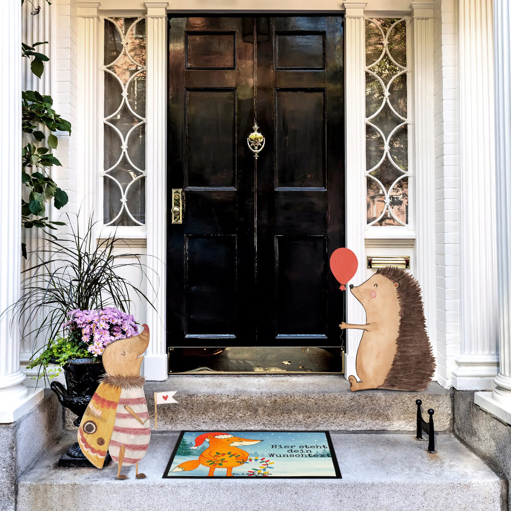 Personalized doormat Fox Christmas Design Wunschnamen, Fußmatte bedrucken, Fußmatte mit Namen, Haustürmatte personalisiert, Personalisierte Fußmatte, Bedrucken, Namensfussmatte, Türvorleger personalisiert, Türvorleger mit Namen, Personalisiert, Personalisieruung, Winter, Weihnachten, Weihnachtsdeko, Nikolaus, Advent, Heiligabend, Wintermotiv, Weihnachtsmann, Fuchs, Weihnachtszeit, Spruch schön, Geschenk Weihnachten, Füchse