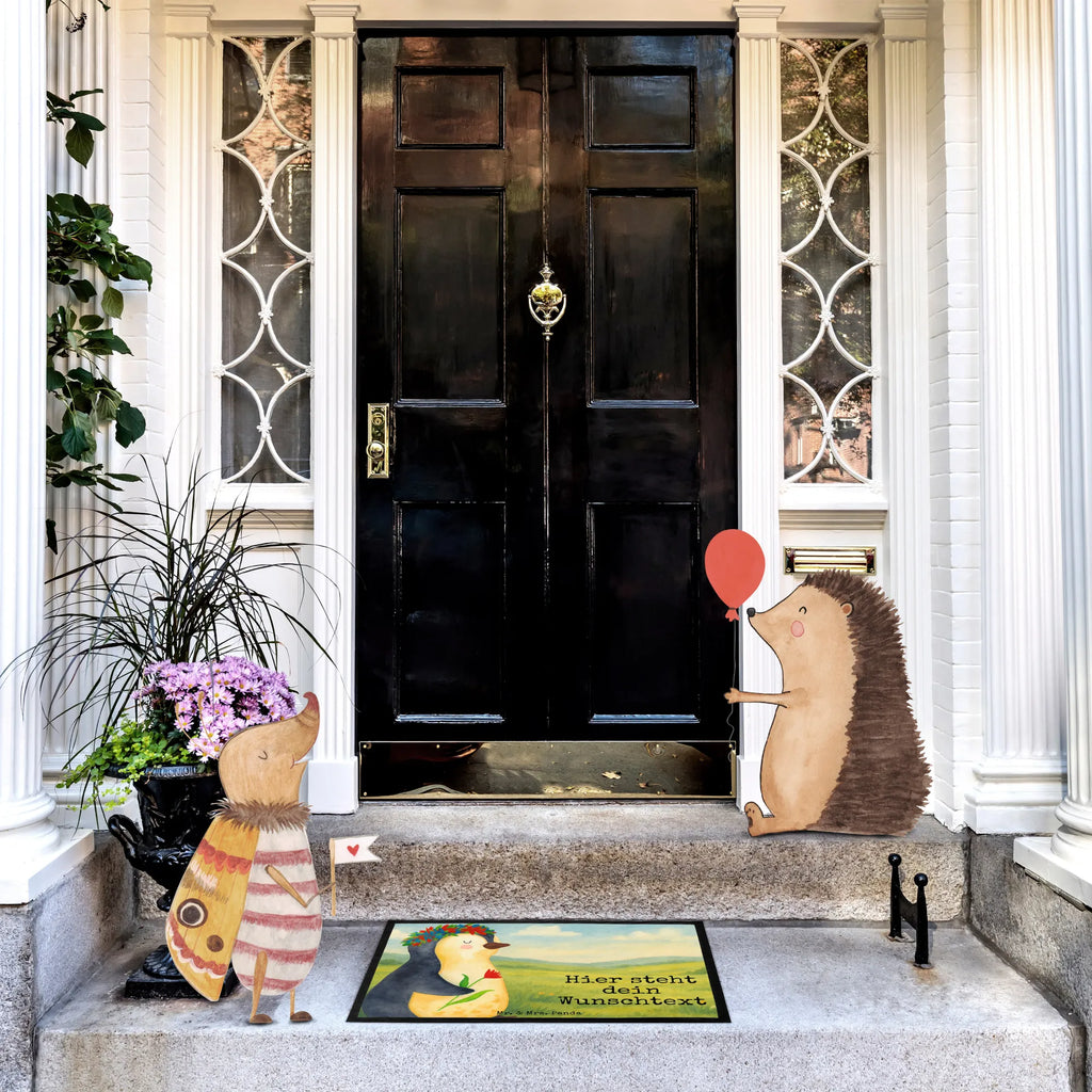 Personalisierte Fußmatte Pinguin Blumen Design Namensfussmatte, Bedrucken, Personalisierte Fußmatte, Fußmatte mit Namen, Fußmatte bedrucken, Türvorleger personalisiert, Wunschnamen, Personalisieruung, Haustürmatte personalisiert, Türvorleger mit Namen, Personalisiert, Pinguin, Motivation, Liebeskummer, Pinguine, Leben, Geschenkidee, Lebensziele, Lebenslust, Blumenkranz, Ziele, Wünsche, Universum