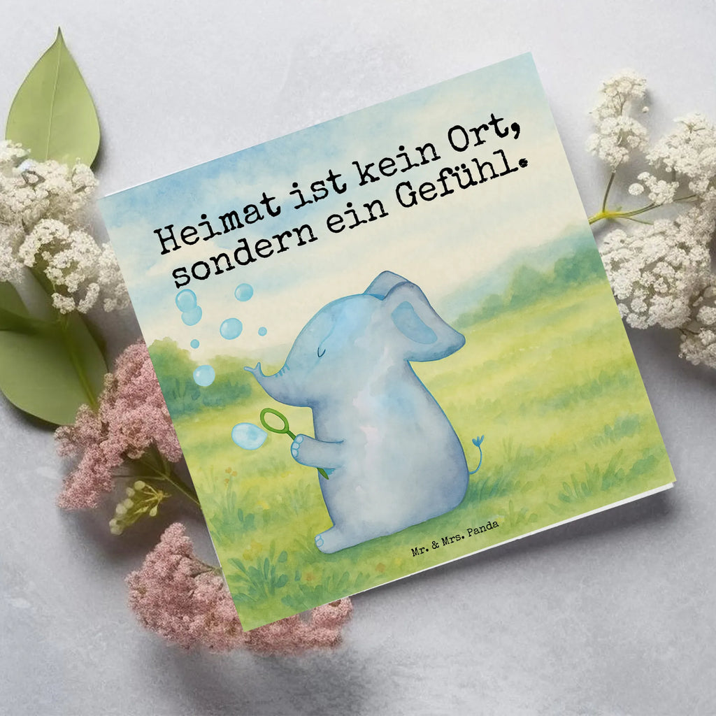 Deluxe Karte Elefant Seifenblasen Design Karte, Grußkarte, Klappkarte, Einladungskarte, Glückwunschkarte, Hochzeitskarte, Geburtstagskarte, Hochwertige Grußkarte, Hochwertige Klappkarte, Tiermotive, Gute Laune, lustige Sprüche, Tiere, Elefant, Elefanten, Dickhäuter, Rüsseltier, Seifenblasen, Liebe, Heimat, Gefühl. Daheim, Liebesbeweis, Liebesspruch