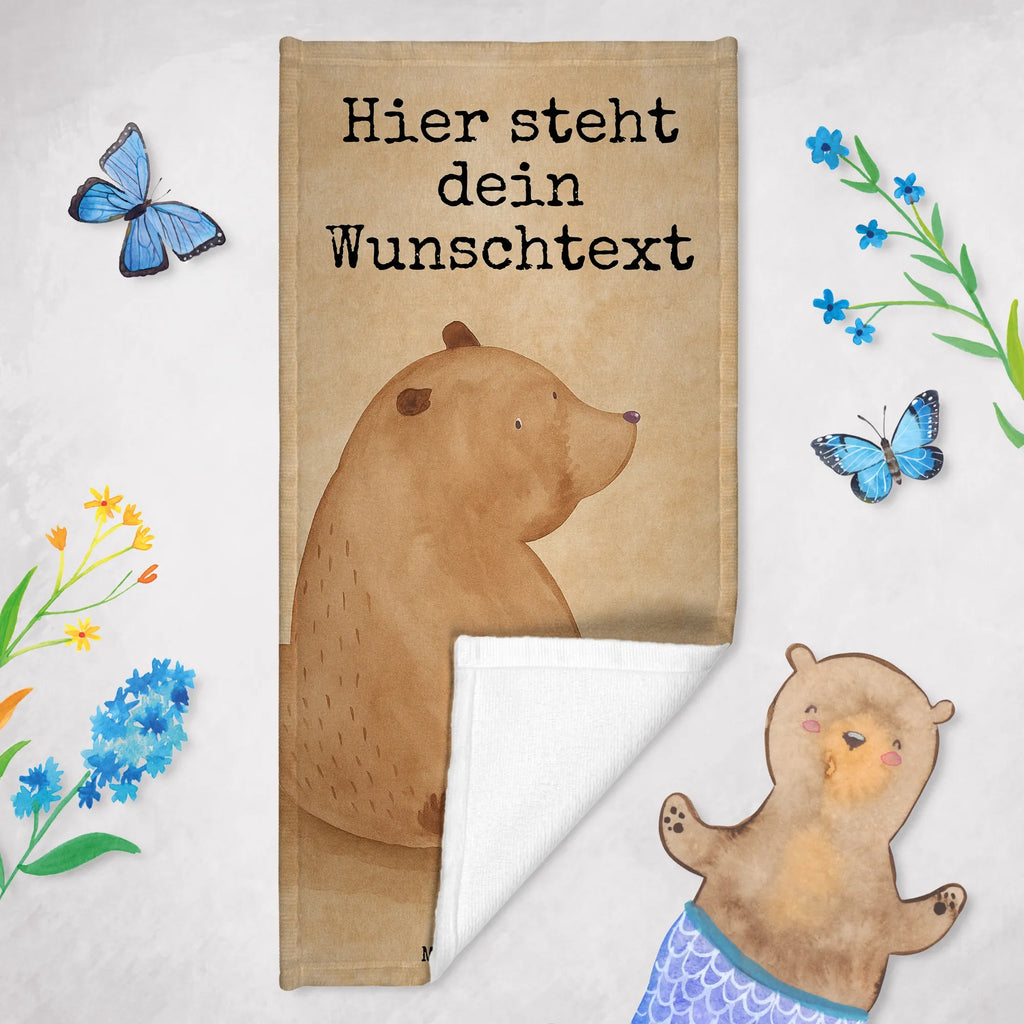 Personalisiertes Badehandtuch Bär Schulterblick Design Kinder Handtuch mit Namen, Duschtuch mit Namen, Saunatuch mit Namen, Personalisiertes Badetuch, Personalisiertes Handtuch, Badetuch mit Namen, Strandtuch mit Namen, Bär, Teddy, Teddybär, Bären, Motivation, Weisheit, Bärenliebe, Selbstachtung, Weltansicht