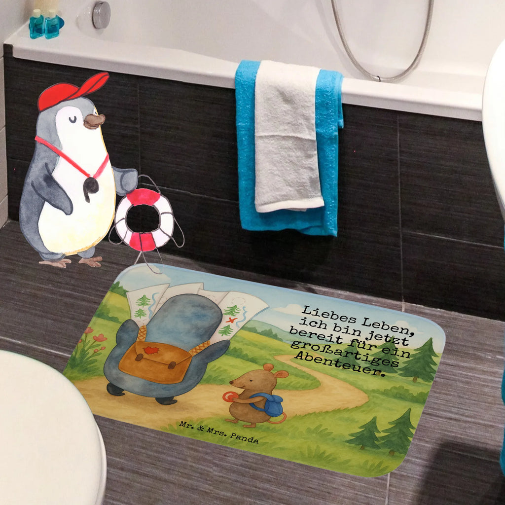 Badematte Pinguin & Maus Wanderer Design Badvorleger, Badezimmerteppich, Badematte, Badteppich, Duschvorleger, Badgarnitur, Badläufer, Badematten Set, Rutschfester Badvorleger, Weicher Badvorleger, Saugfähiger Badvorleger, Waschbarer Badvorleger, Badvorleger Baumwolle, Badvorleger Mikrofaser, Badvorleger Naturmaterial, Badvorleger Nachhaltig, Badvorleger Für Dusche, Badvorleger Für Badewanne, Badvorleger Für Gäste-WC, Badvorleger Klein, Badvorleger Groß, Rechteckiger Badvorleger, Runder Badvorleger, Badvorleger Modern, Badvorleger Klassisch, Badvorleger Vintage, Badvorleger Design, Badvorleger Gemustert, Badvorleger Weiß, Badvorleger Schwarz, Badvorleger Antirutsch, Badvorleger Teppich, Badezimmer Matte, Bad Fußmatte, Weiche Badezimmermatte, Badematte Rutschfest, Badmatte Waschbar, Teppich Fürs Bad, Pinguin, Pinguine, Abenteurer, Abenteuer, Roadtrip, Ausflug, Wanderlust, wandern