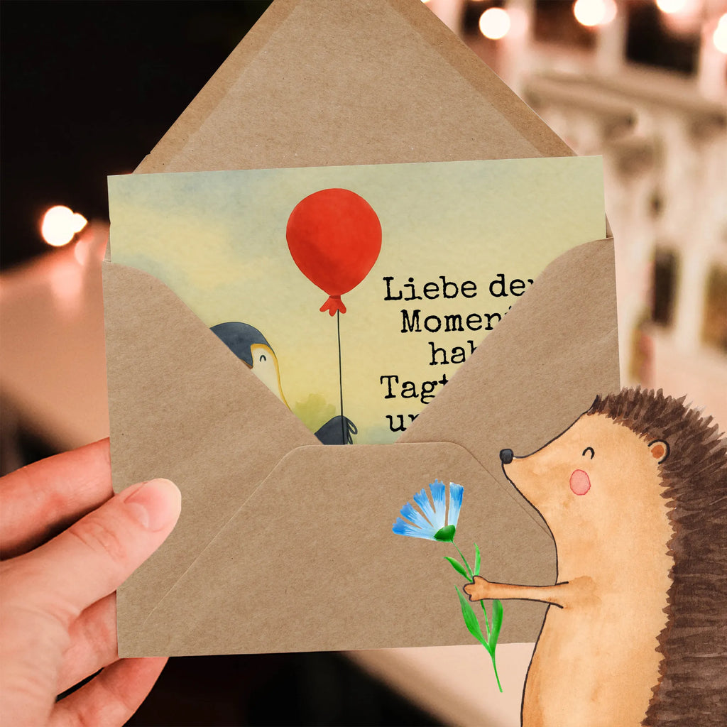 Deluxe Karte Pinguin Luftballon Design Karte, Grußkarte, Klappkarte, Einladungskarte, Glückwunschkarte, Hochzeitskarte, Geburtstagskarte, Hochwertige Grußkarte, Hochwertige Klappkarte, Pinguin, Pinguine, Luftballon, Tagträume, Lebenslust, Geschenk Freundin, Geschenkidee, beste Freundin, Motivation, Neustart, neues Leben, Liebe, Glück