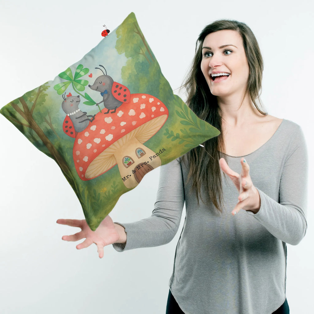 Cushion ladybug toadstool Design Sofakissen, Kissen 40x40 Waschbar, Kopfkissen 40x40, sitzkissen, Kissenbezug 40x40, Sofakissen 40x40, sofakissen, Dekokissen 40x40, Kissenhülle 40x40, Kissen, Kopfkissen, Kissen 40x40, Couchkissen, Kissenhülle, Dekokissen Sofa, Dekokissen, Motivkissen, Zierkissen, Kissenbezüge, Tiermotive, Gute Laune, lustige Sprüche, Tiere, zuhause, Fliegenpilz, Haus, Marienkäfer, Wohnung, Fleigenpilzhaus