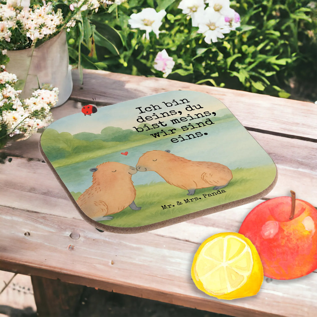 Untersetzer Capybara Liebe Design Korkuntersetzer, Untersetzer, Untersetzer für Gläser, Tassen Untersetzer, Untersetzer Gläser, Untersetzer Design, Bierdeckel, Glasuntersetzer, Untersetzer Holz, Holzuntersetzer, Untersetzer aus Holz, Getränkeuntersetzer, Tiermotive, Gute Laune, lustige Sprüche, Tiere, Liebesbeweis, verliebt, Du bist meins, Beziehung, Partnertiere, Valentinstag, Capybara, Kuschel Capybaras, Liebe, Tierliebe, Ich bin deins, Handgezeichnet, Verschmolzen, Paar, Ehejubiläum, Jahrestag, Liebesspruch, Herzlich, Geschenkidee, Romantisches Geschenk