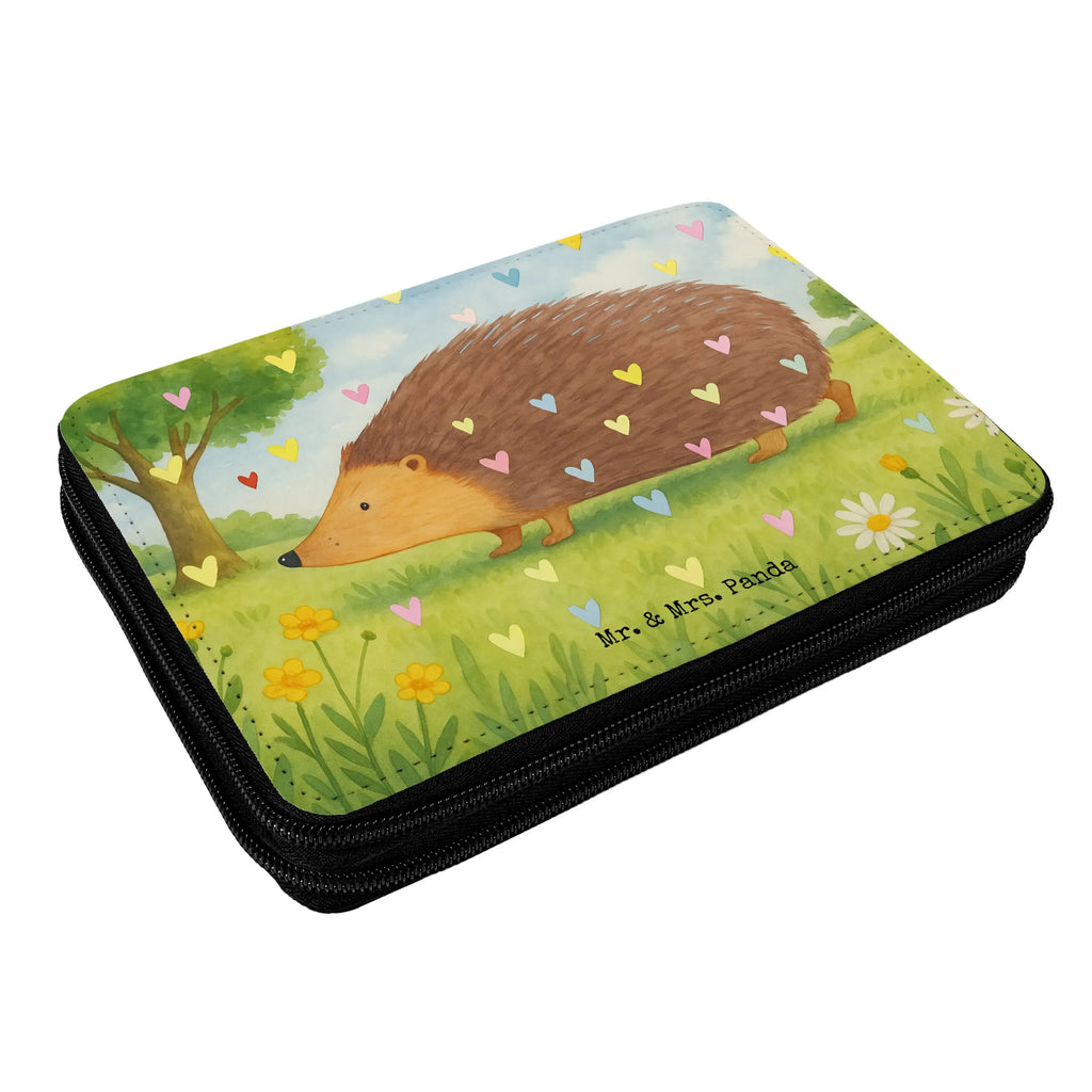 Federmappe Igel Herzen Design Federmappe, Stiftetasche, Stifte Etui, Schule, Einschulung, Geschenk, Kind, Schüler, Schülerin, Stifterolle, Federmäppchen, Motiv, Grundschule, Federmäppchen bedruckt, Büro Stifte Etui, Bestückte Federmappe, Kinder Federmappe, Federmappe Einschulung, Tiermotive, Gute Laune, lustige Sprüche, Tiere, Liebe, Herz, Herzen, Igel, Vertrauen, Kuss, Leben