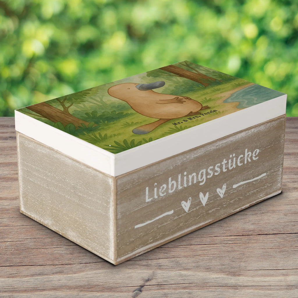 Skrzynia drewniana dziobak Odwaga Design XXL, Geschenkdose, Erinnerungsbox, Geschenkbox, Aufbewahrungsbox, Kiste, Schatzkiste, Erinnerungskiste, Dekokiste, Schatulle, Truhe, Holzkiste, Meerestiere, Meer, Urlaub, Mut, Training, Raodtrip, Weltreise, Neustart, Motivation, Büro, mutig, Arbeit, Neuanfang, Schnabeltiere, Lebensweisheit, Schnabeltier