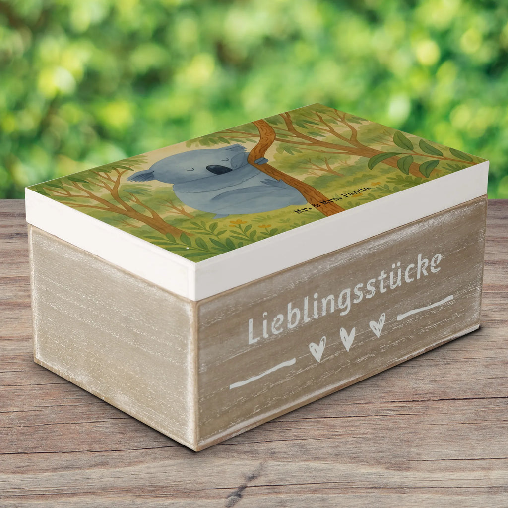 Holzkiste Koalabär Design Ordnungsbox, Truhe, Holzkiste mit Deckel, Holzbox mit Deckel, Box aus Holz, Dekorative Holzkiste, Aufbewahrungskiste, Kiste, Schatulle, Holztruhe, Dekokiste, Aufbewahrungsbox Holz, Holzkisten, Schmuckkästchen, Holzboxen, Erinnerungsbox, Holz Aufbewahrungsbox, Erinnerungsbox Hochzeit, Deko Box, Holzbox, Erinnerungskiste, Schatzkiste, Geschenkbox, Holzkiste, Aufbewahrungsbox, Erinnerungsbox Baby, Aufbewahrungsbox aus Holz, Tiere, Lustige Sprüche, Gute Laune, Tiermotive, Traumland, Schlafzimmer, Bär, Traum, Koalabär, Träumen, Koala, schlafen