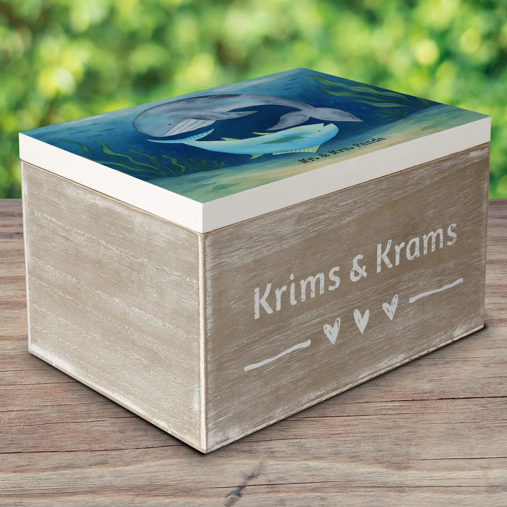 Skrzynia drewniana wieloryb tuńczyk Design Erinnerungskiste, Geschenkdose, Holzkiste, Dekokiste, Geschenkbox, Schatzkiste, Kiste, Schatulle, Truhe, Erinnerungsbox, Aufbewahrungsbox, XXL, Tiermotive, Gute Laune, lustige Sprüche, Tiere, Witz, Flachwitz Geschenk, Wahl, Wal, Flachwitz, Tunfisch, Spruch lustig, Spruch des Tages, Wortwitz lustig