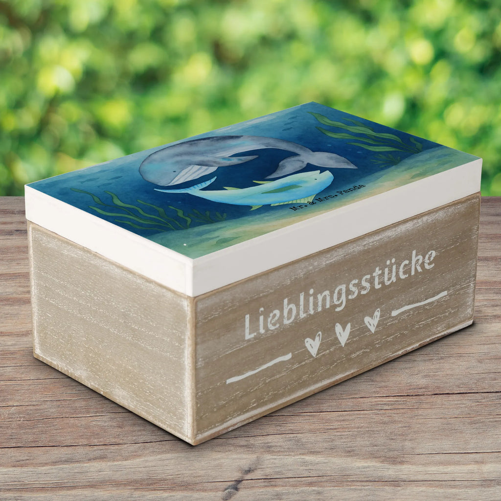 Skrzynia drewniana wieloryb tuńczyk Design Erinnerungskiste, Geschenkdose, Holzkiste, Dekokiste, Geschenkbox, Schatzkiste, Kiste, Schatulle, Truhe, Erinnerungsbox, Aufbewahrungsbox, XXL, Tiermotive, Gute Laune, lustige Sprüche, Tiere, Witz, Flachwitz Geschenk, Wahl, Wal, Flachwitz, Tunfisch, Spruch lustig, Spruch des Tages, Wortwitz lustig