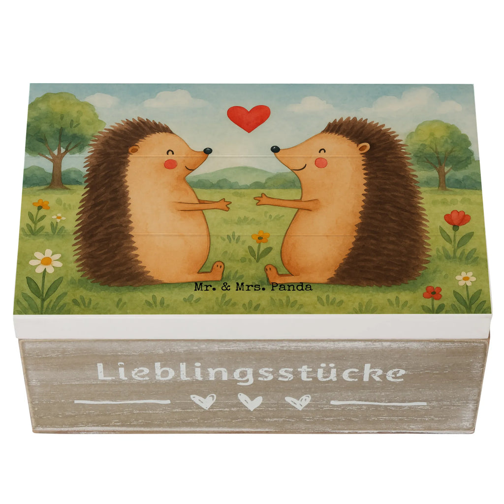 Holzkiste Igel Liebe Design Schatulle, Geschenkbox, Geschenkdose, Holzkiste, Erinnerungskiste, Kiste, Schatzkiste, Aufbewahrungsbox, Truhe, XXL, Dekokiste, Erinnerungsbox, Liebe, Partner, Freund, Freundin, Ehemann, Ehefrau, Heiraten, Verlobung, Heiratsantrag, Liebesgeschenk, Jahrestag, Hocheitstag, Hochzeit, Verheiratet, Hochzeitstag, Verliebt, Igel, Verlobt, Geschenk, Liebesbeweis
