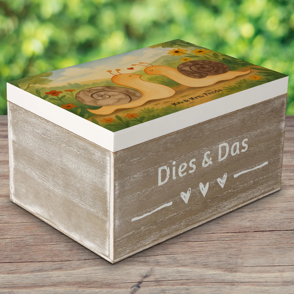 Holzkiste Schnecken Liebe Design Schatzkiste, Erinnerungsbox, Holzkiste, Geschenkbox, Erinnerungskiste, Schatulle, Dekokiste, Kiste, Aufbewahrungsbox, Geschenkdose, Truhe, XXL, Liebe, Partner, Freund, Freundin, Ehemann, Ehefrau, Heiraten, Verlobung, Heiratsantrag, Liebesgeschenk, Jahrestag, Hocheitstag