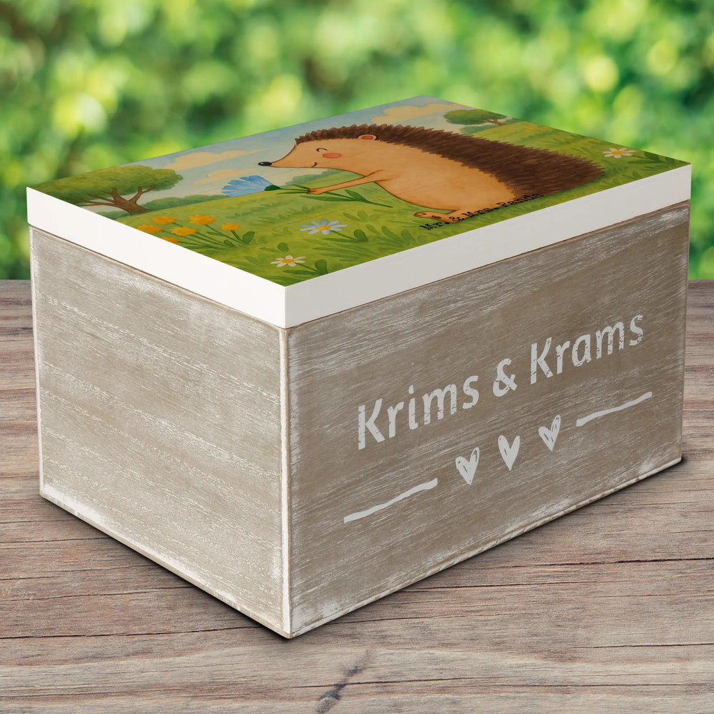 Holzkiste Igel Blumen Design Aufbewahrungskiste, Box aus Holz, truhe holz, Holzbox mit Deckel, aufbewahrungsboxen, Holzboxen, holztruhen, kiste holz, Holzbox, aufbewahrungstruhe, aufbewahrungskiste mit deckel, holzschachtel, holzkästchen, Holzkiste, Aufbewahrungsbox, Holzkiste mit Deckel, box holz, holzschatulle, Holztruhe, Aufbewahrungsbox aus Holz, Aufbewahrungsbox Holz, Holz Aufbewahrungsbox, Schatulle, aufbewahrungskisten, Holzkisten, Tiermotive, Tiere, Lustige Sprüche, Gute Laune, Besuch, Gute Besserung, Krankenhaus, Krankheit, krank, Genesungswünsche, Igel