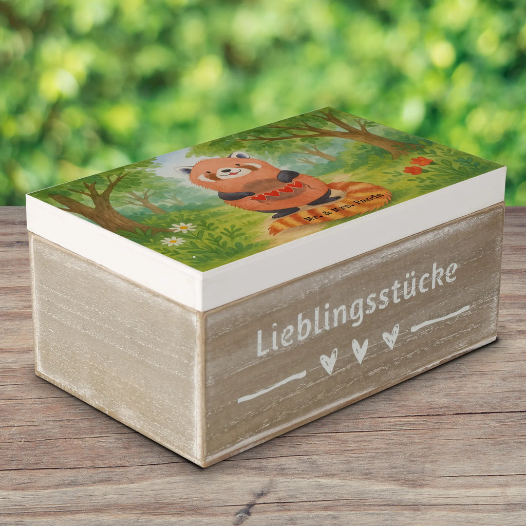 Wooden chest red panda Design XXL, Geschenkbox, Erinnerungsbox, Holzkiste, Kiste, Truhe, Schatzkiste, Dekokiste, Aufbewahrungsbox, Erinnerungskiste, Schatulle, Geschenkdose, Tiermotive, Gute Laune, lustige Sprüche, Tiere, Panda, Liebe, Liebling, Herz, Rot, Lieblingsmensch
