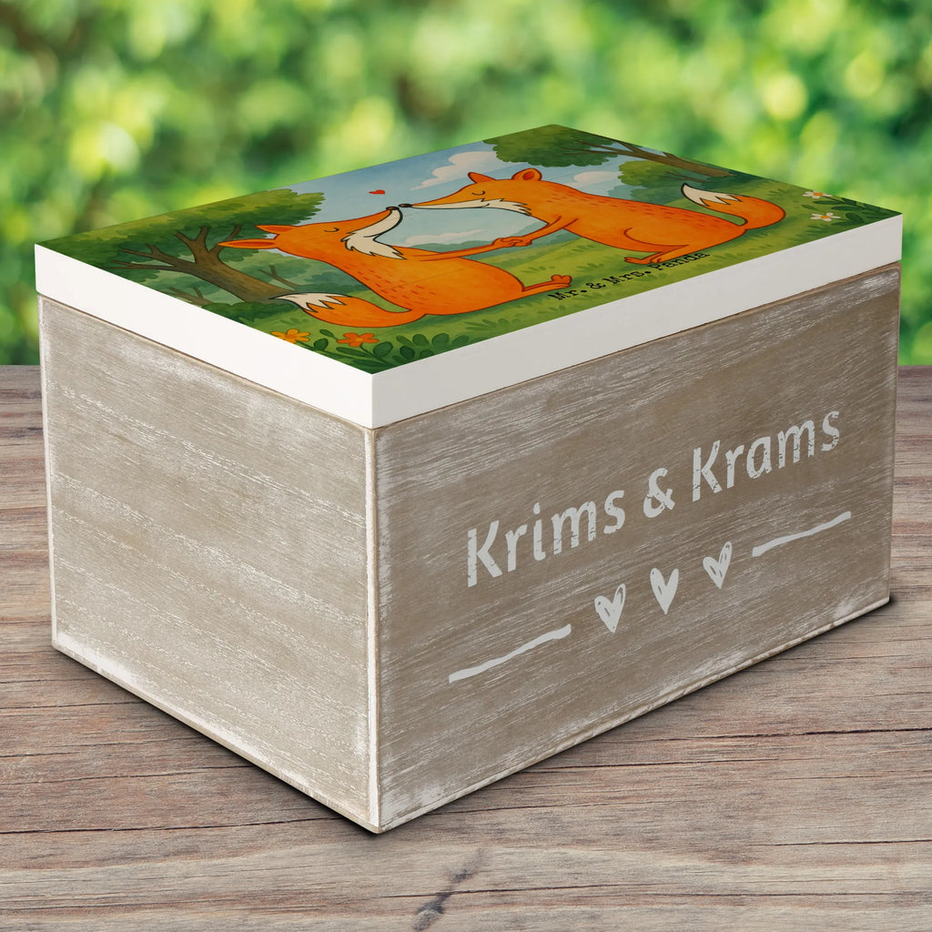 Holzkiste Füchse Liebe Design Schatzkiste, Dekokiste, XXL, Geschenkbox, Erinnerungsbox, Aufbewahrungsbox, Geschenkdose, Schatulle, Kiste, Truhe, Erinnerungskiste, Holzkiste, Fuchs, Liebespaar, Ehemann, Füchse, Verlobte, Freundin, Partner, Ehefrau, Ehe, Liebesbeweis, Paar, Fox, Liebe, Freund