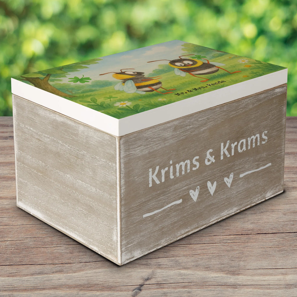 Holzkiste Bienen Paar Design Aufbewahrungsbox, Holzkiste, Geschenkbox, Geschenkdose, Erinnerungsbox, Dekokiste, Schatulle, Kiste, Truhe, Schatzkiste, Erinnerungskiste, XXL, Liebe, Partner, Freund, Freundin, Ehemann, Ehefrau, Heiraten, Verlobung, Heiratsantrag, Liebesgeschenk, Jahrestag, Hocheitstag, Geschenk für Partner, Liebesbeweis, Valentinstag, Geschenk für Frauen, für Männer, verliebte Schildkröten, Schildkröten, Mitbringsel, für Ehemann, Hochzeitstag, Geschenk für Freundin