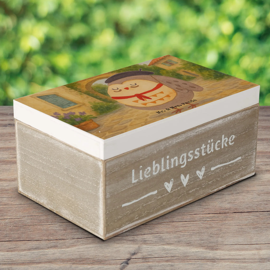 Holzkiste Eule Frankreich Design Schatzkiste, Box aus Holz, Holztruhe, Holzkisten, Aufbewahrungsbox Holz, Holzbox mit Deckel, Holzkiste, Holzbox, Ordnungsbox, Deko Box, Dekorative Holzkiste, Holzboxen, Holz Aufbewahrungsbox, Erinnerungsbox Baby, Truhe, Kiste, Schatulle, Erinnerungskiste, Holzkiste mit Deckel, Aufbewahrungsbox, Erinnerungsbox, Aufbewahrungsbox aus Holz, Erinnerungsbox Hochzeit, Aufbewahrungskiste, Geschenkbox, Dekokiste, Schmuckkästchen, Eule, La Vie Est Belle, Owl, Eulen, Spruch Französisch, Frankreich, Hibou, Das Leben Ist schön, Spruch schön, Eule Deko